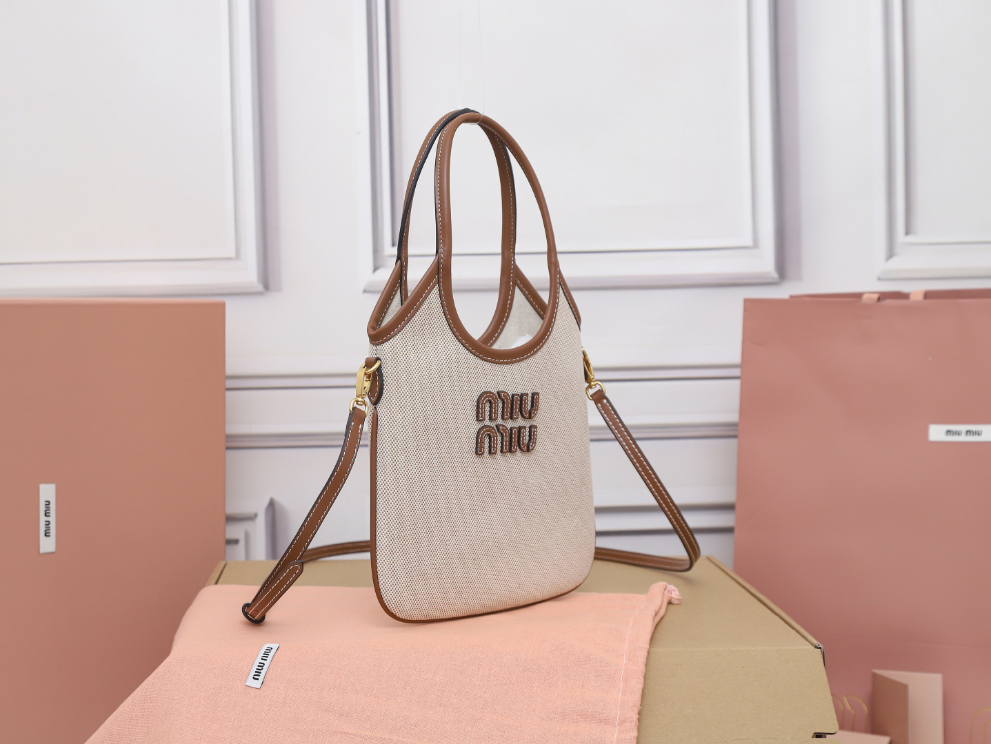 [TOP] Miu Miu Tote Bags 20x24cm/35x40cm - Beige