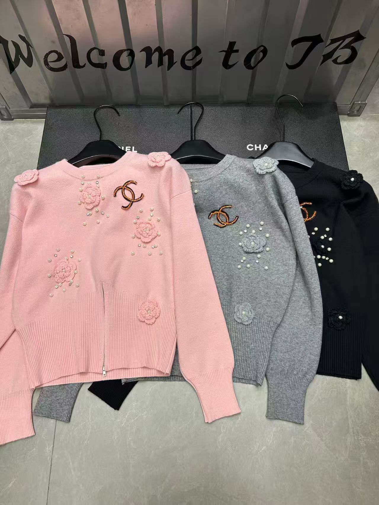 [TOP] CHANEL Sweater -  3 Colors