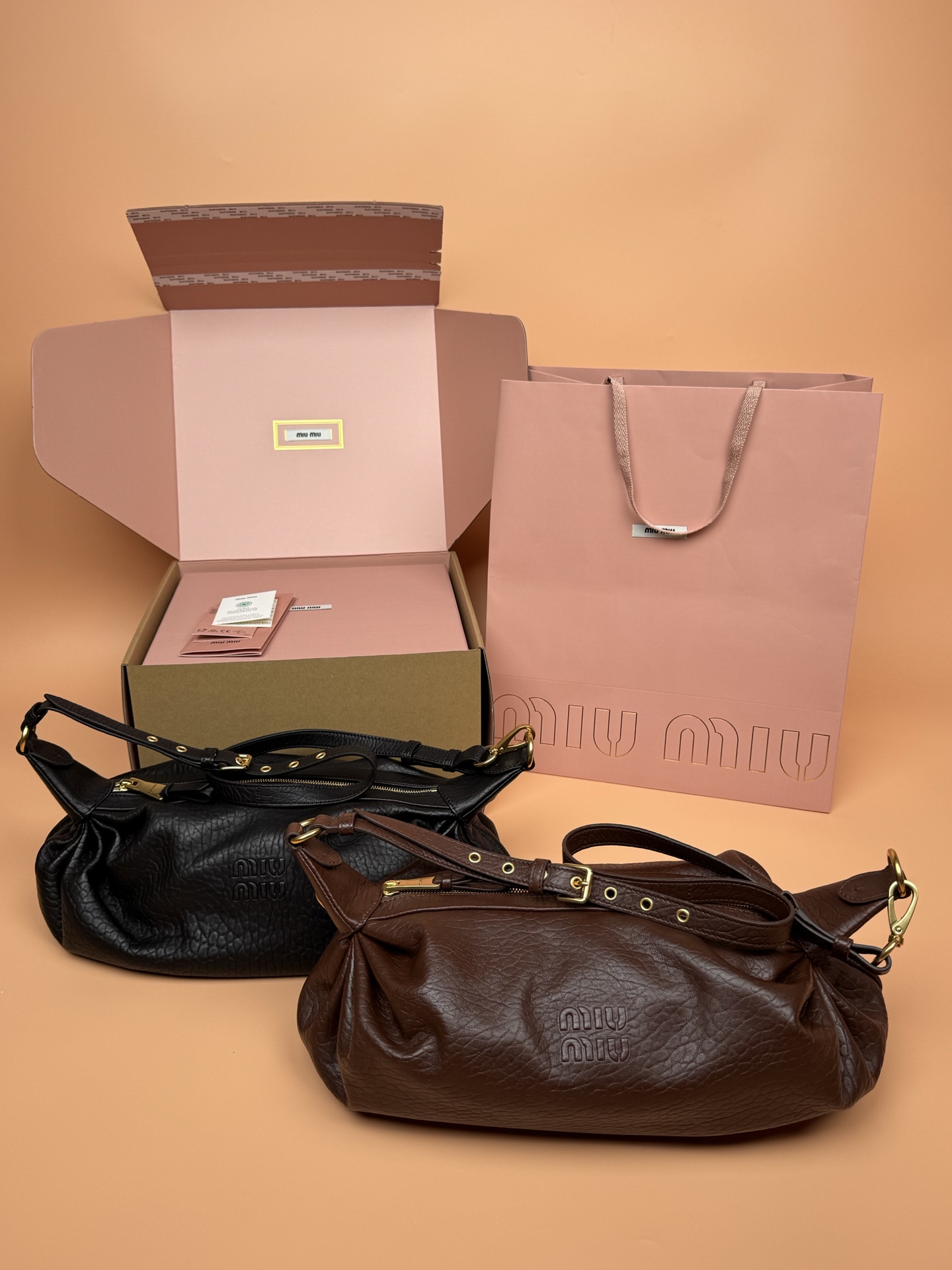 [TOP] Miu Miu Joke Nappa Lambskin Bag 40x16x16cm - 2 Colors