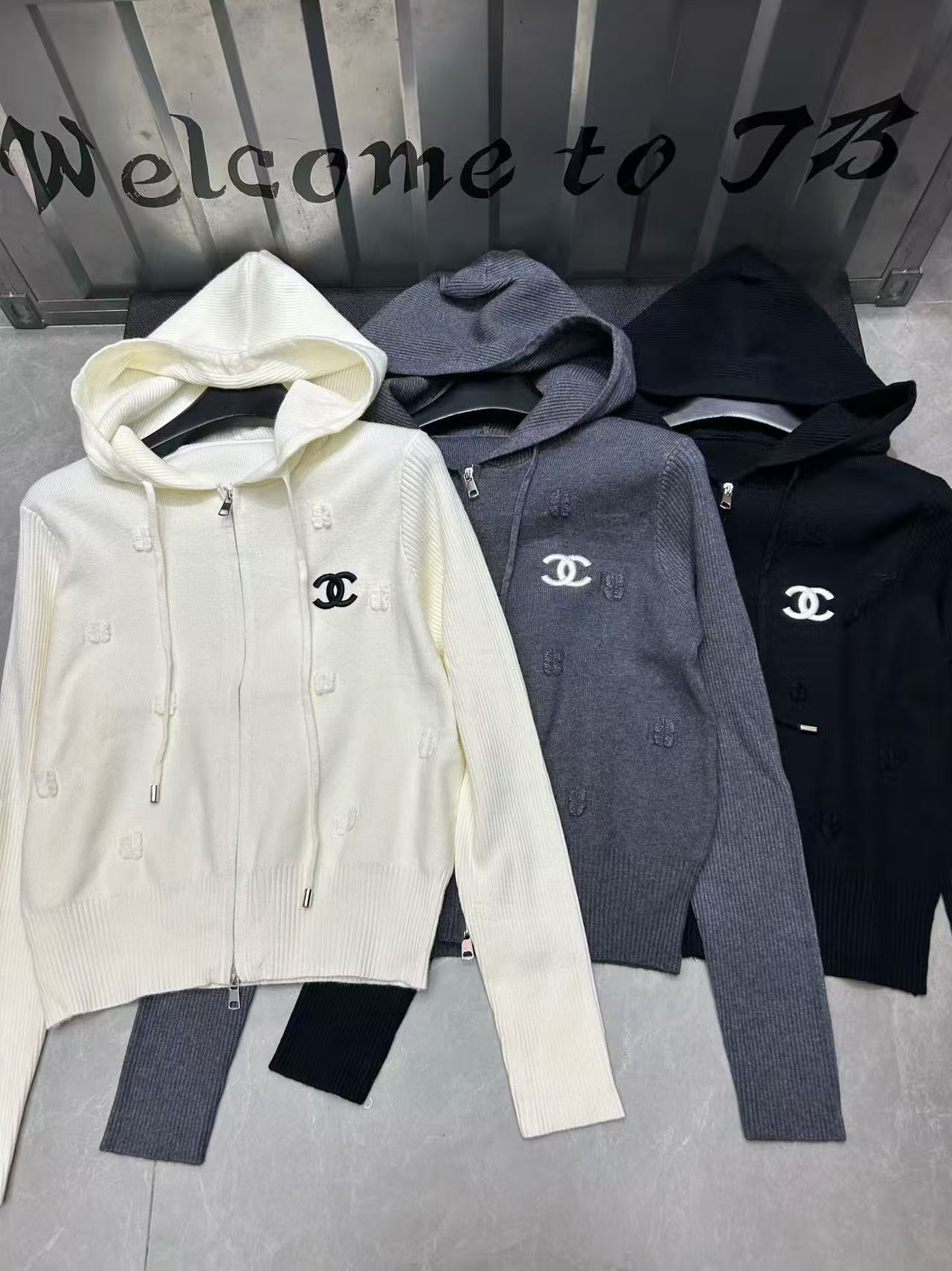 [TOP] CHANEL Knitted Cardigan -  3 Colors