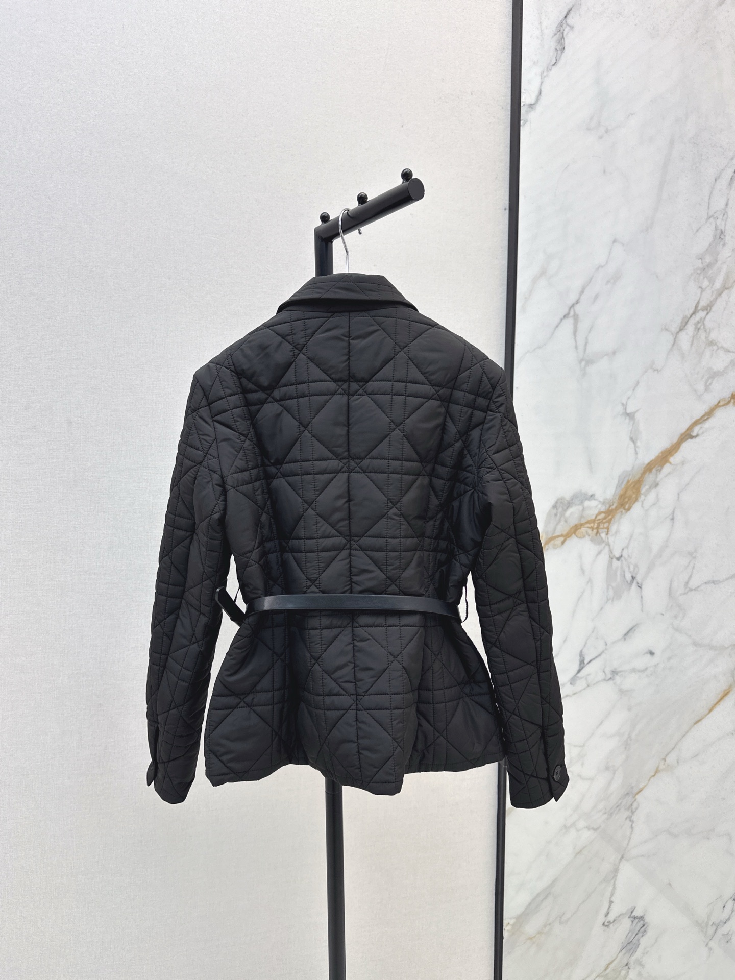 [TOP] Christian Dior Padded Jacket - Black