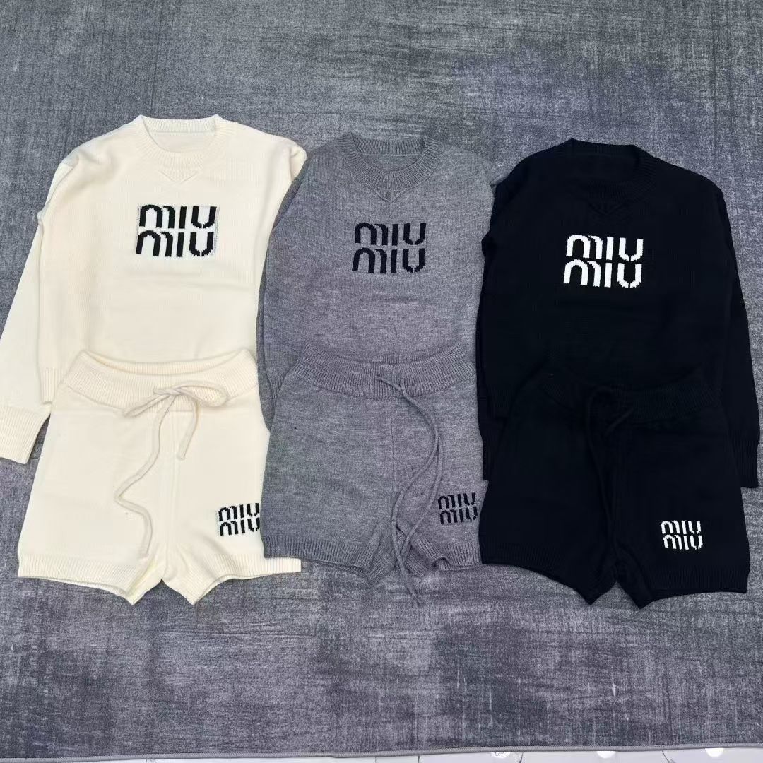 [TOP] Miu Miu Knit Set - 3 Color
