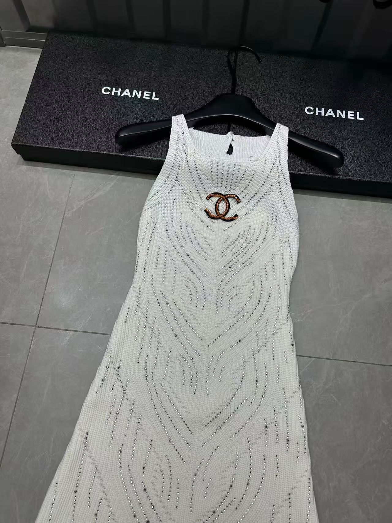 [TOP] CHANEL Knitted Dress - White