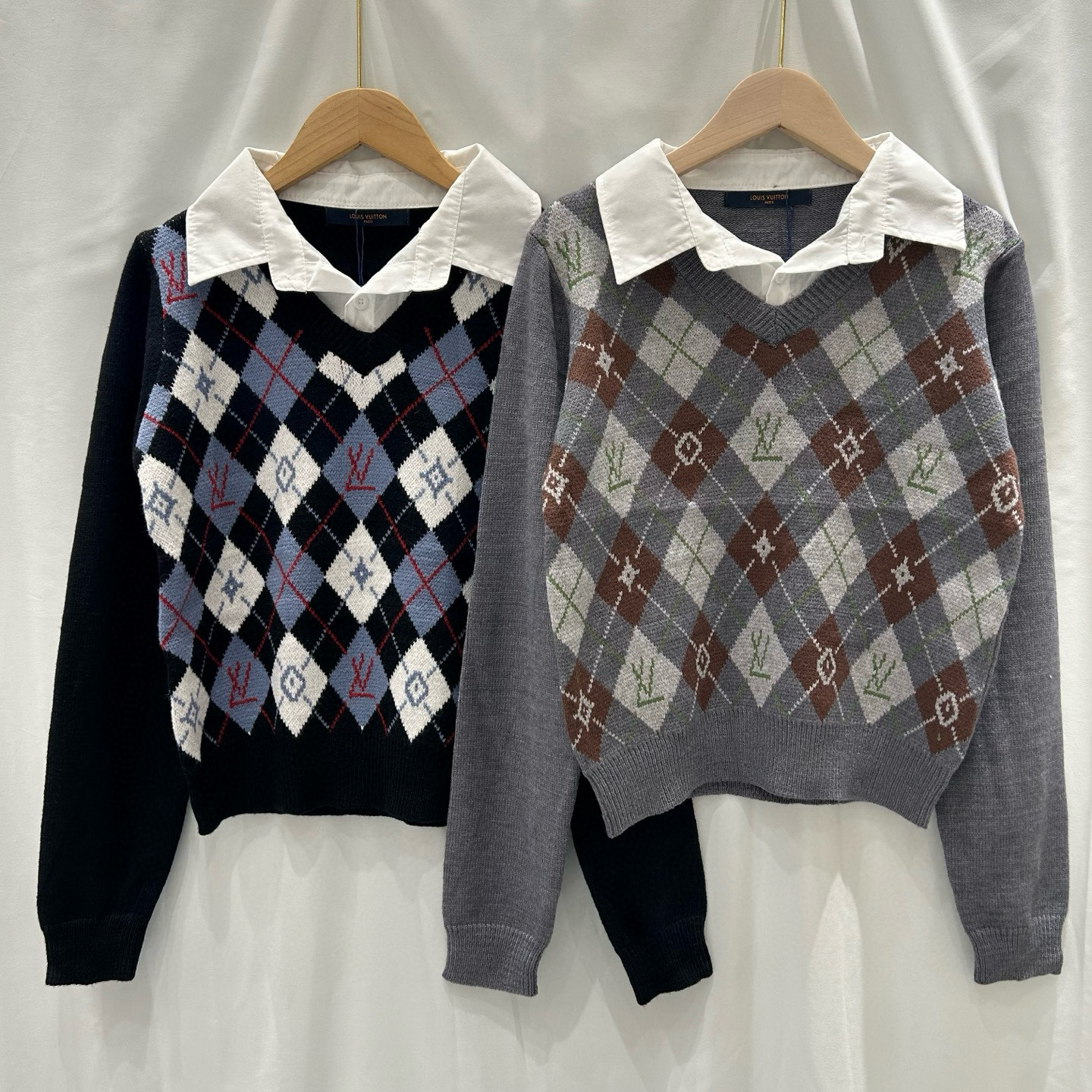 [TOP] Louis Vuitton LV Knit Top - 2 Color