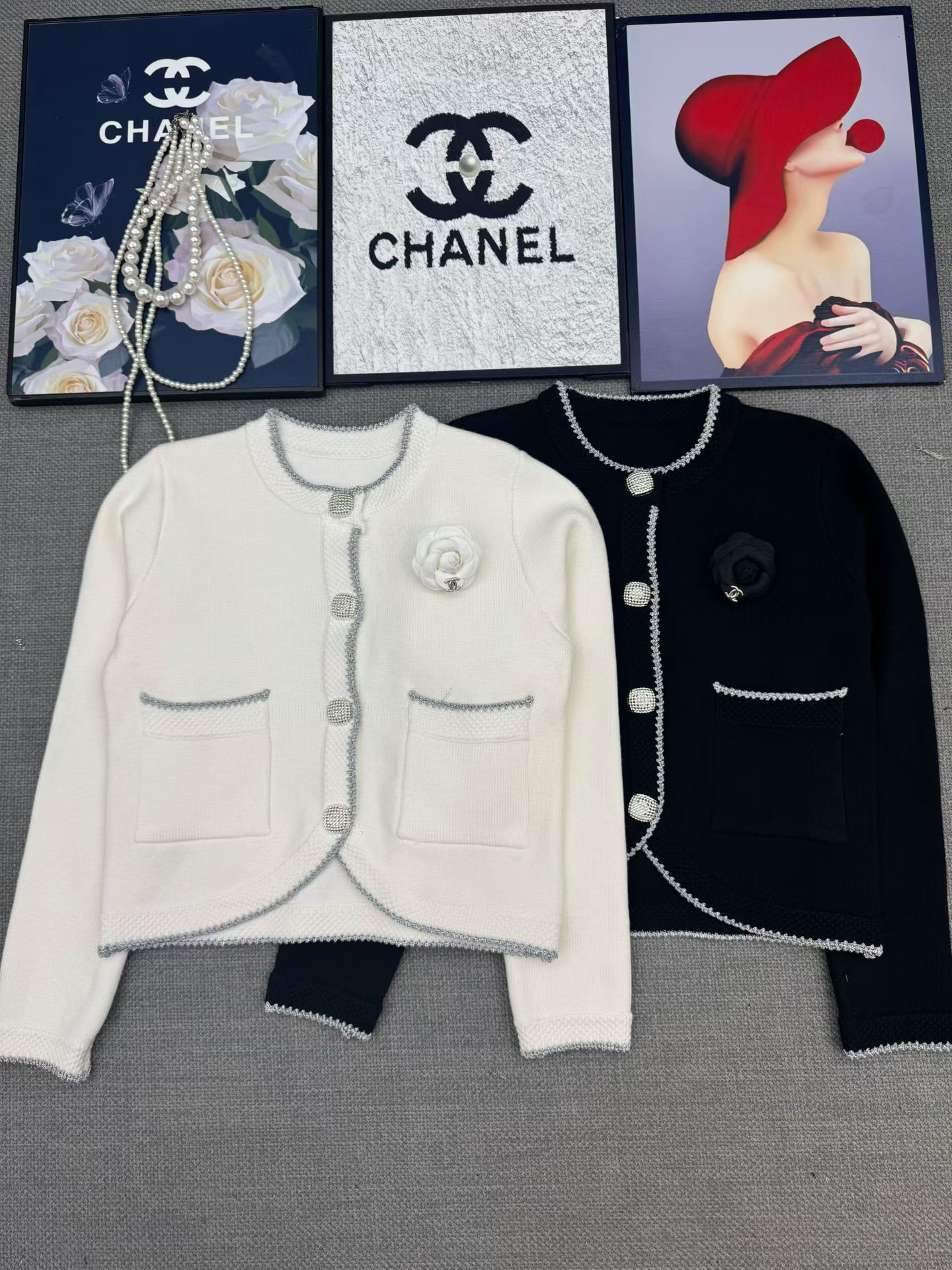 [TOP] CHANEL Knitted Cardigan -  2 Colors
