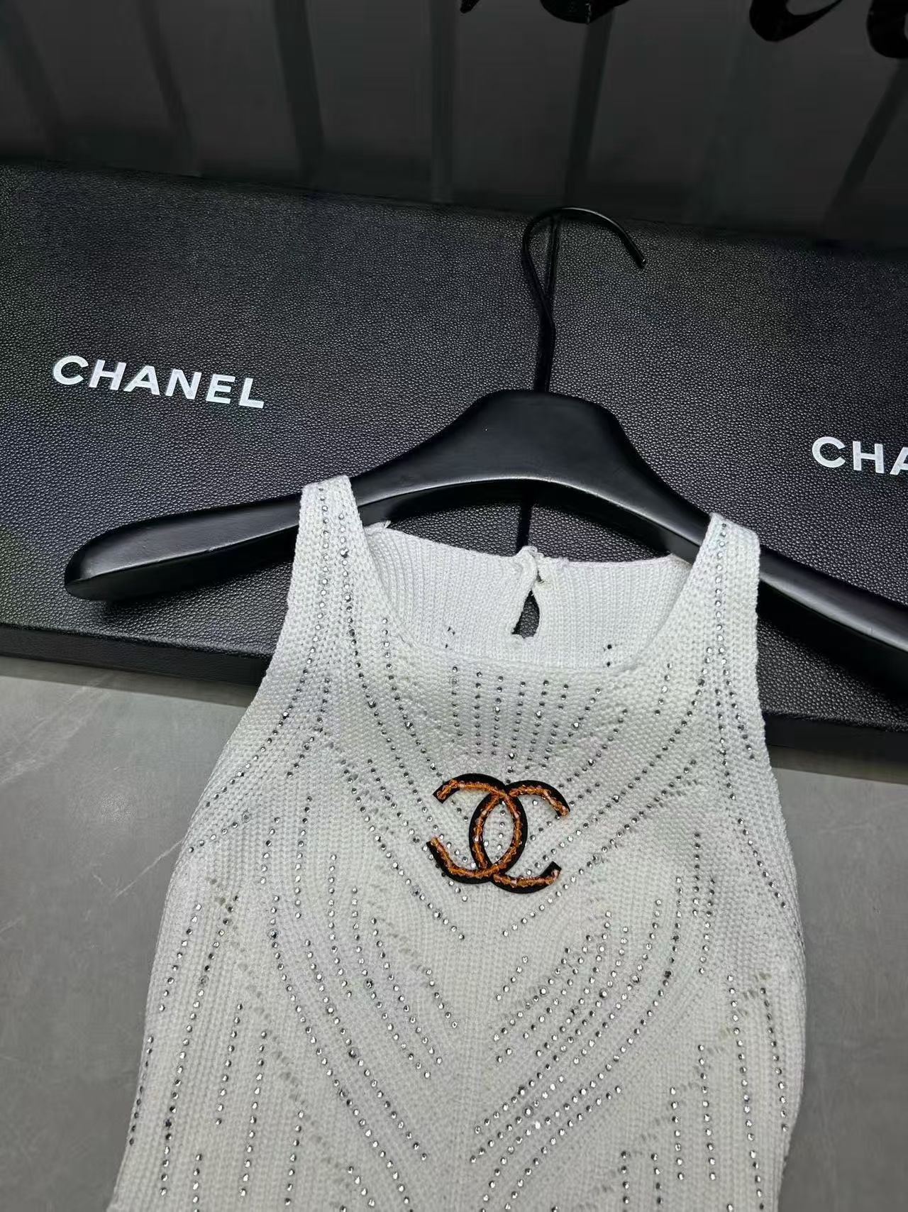 [TOP] CHANEL Knitted Dress - White