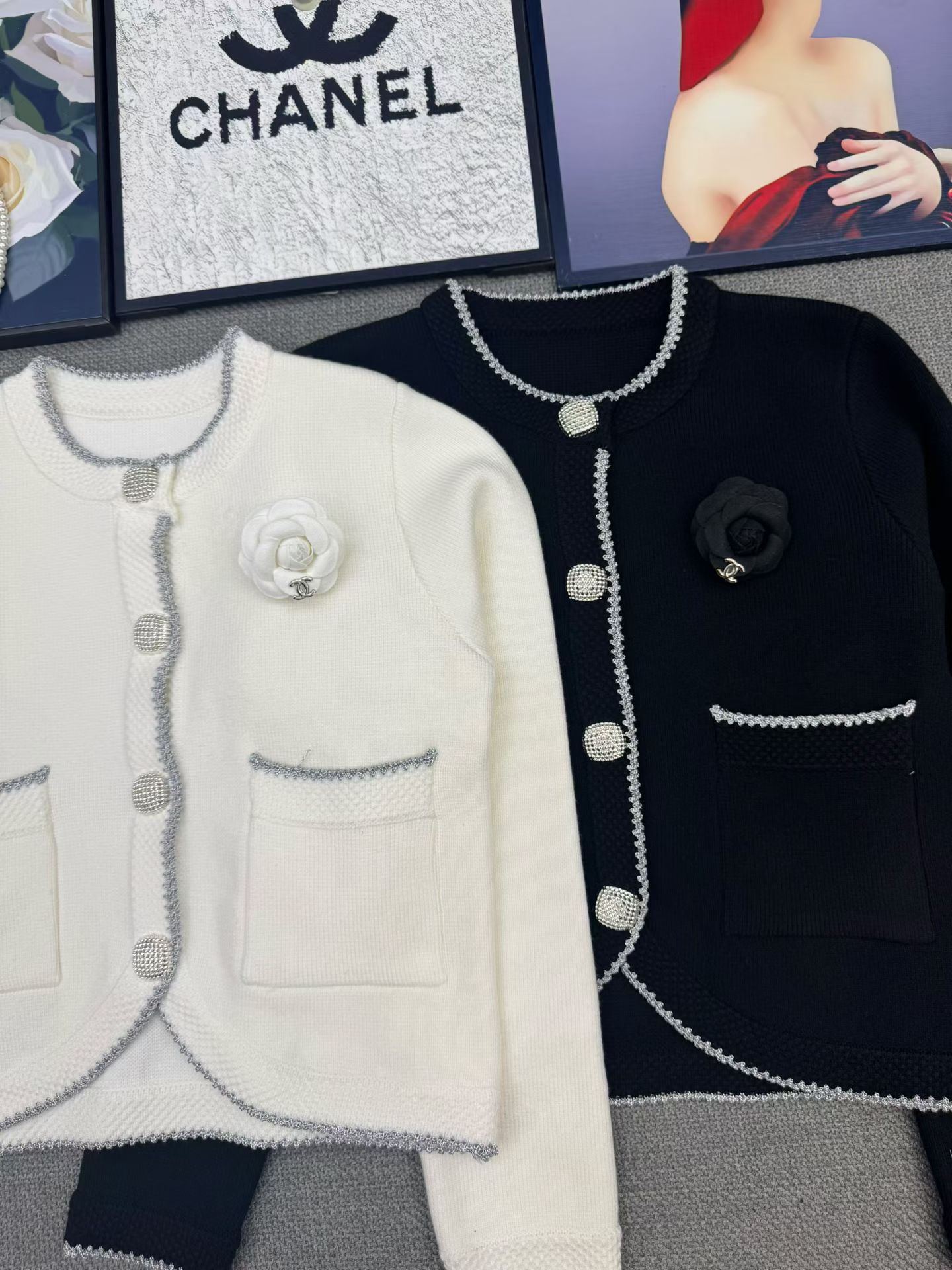 [TOP] CHANEL Knitted Cardigan -  2 Colors