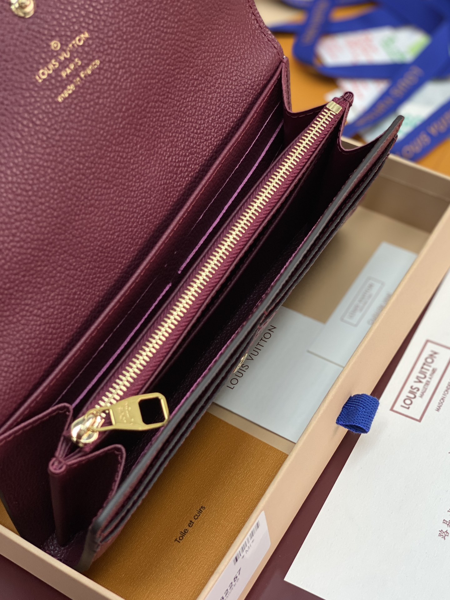 [TOP] Louis Vuitton LV Sarah Empreinte Wallet 19x10.5x2cm - Purple