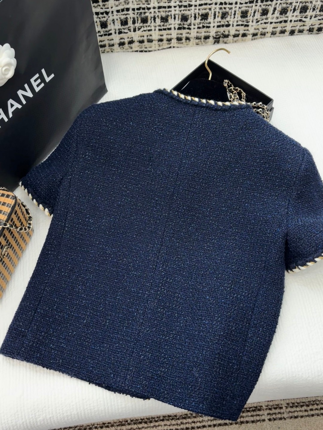 [TOP] CHANEL Tweed Jacket - Navy Blue