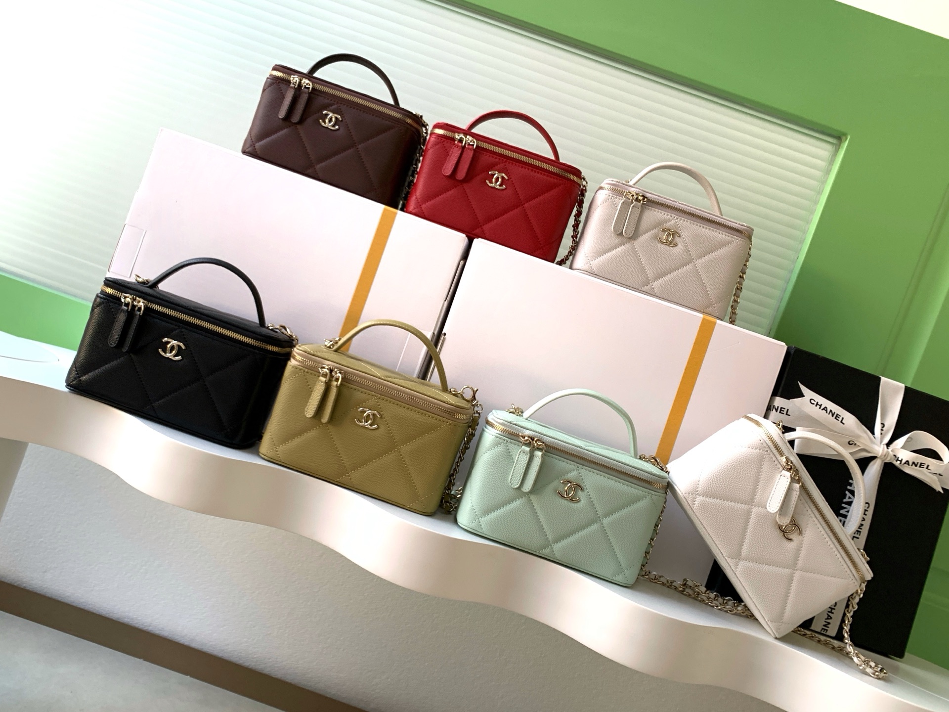 [TOP] CHANEL Vanity Case Top Handle 9.5x17x8cm - 7 Color