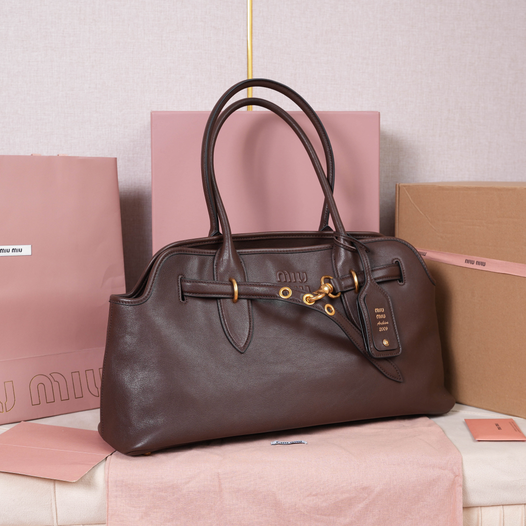 [TOP] Miu Miu Aventure Nappa Bag 44x22.5x14.5cm - 2 Color