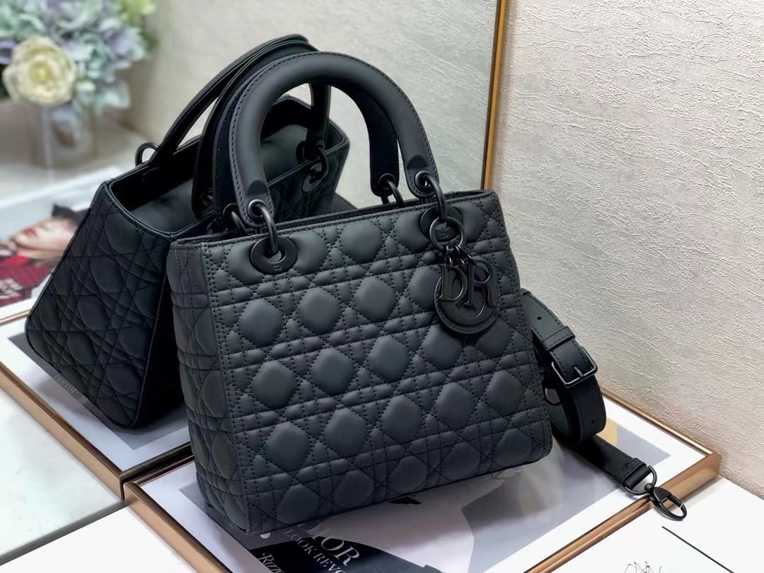 [Top] Christian Dior Lady Christian Dior Bag Matte Medium 24cm - Black