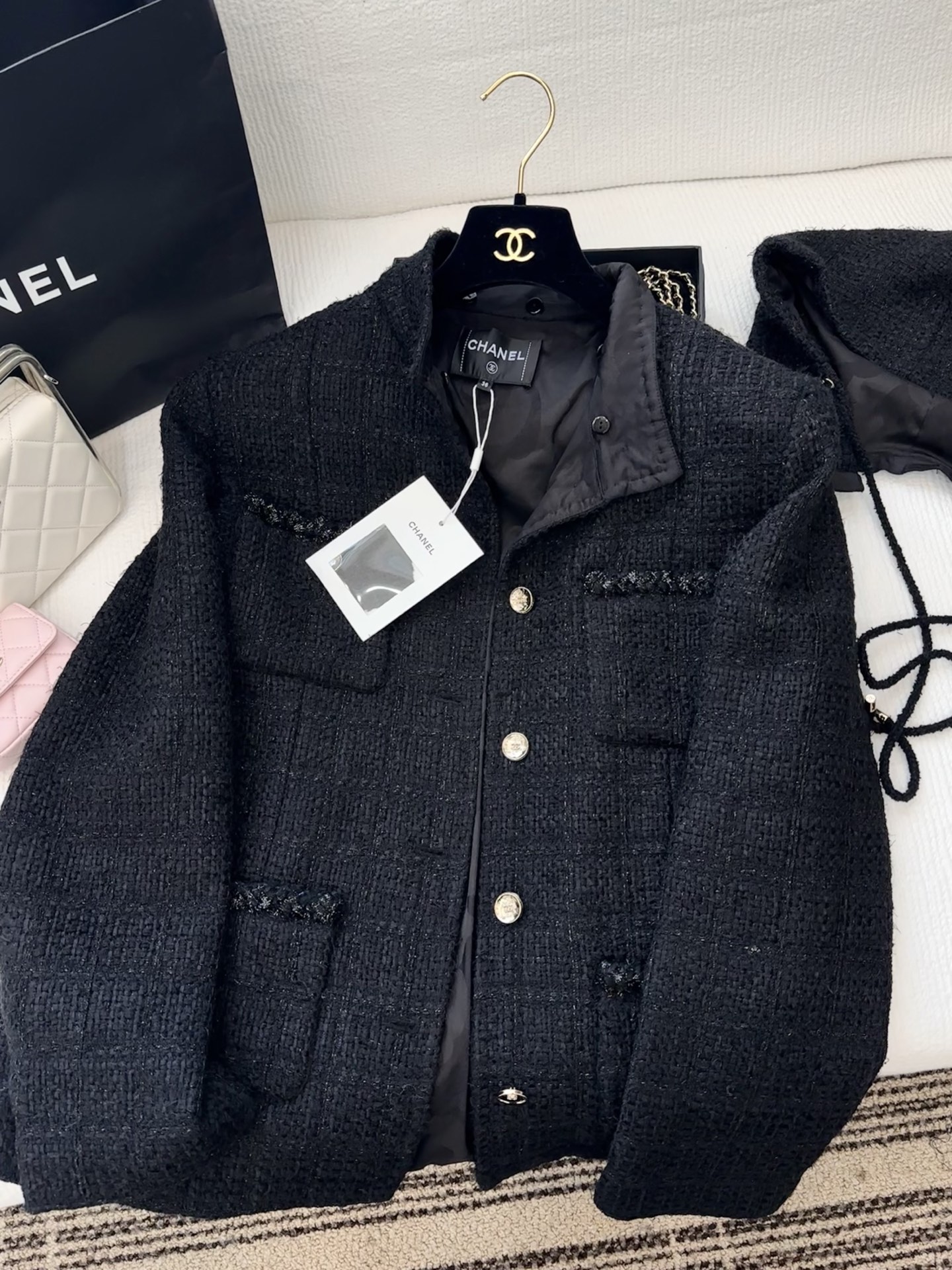 [TOP] CHANEL Tweed Hooded Jacket - Black