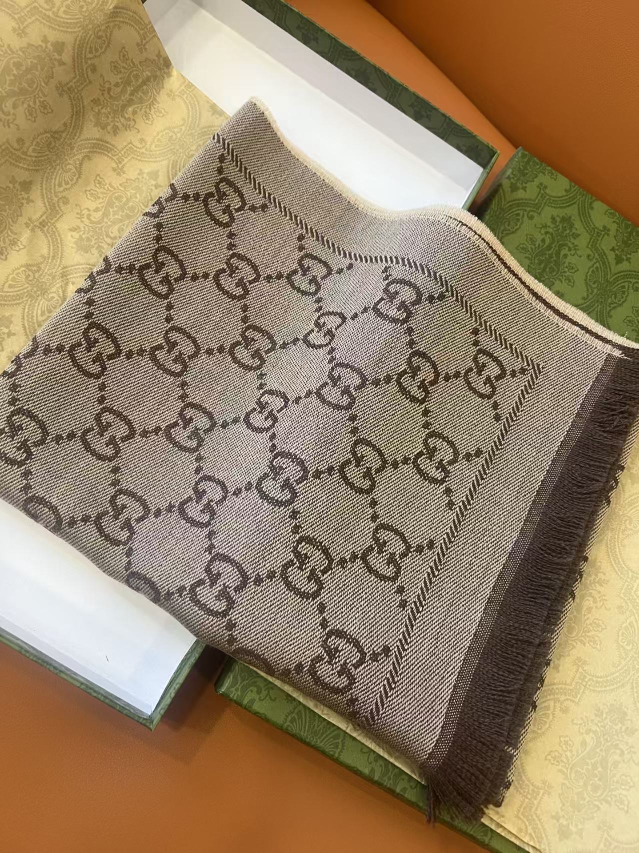 [TOP] GUCCI Cashmere Scarf  - Brown