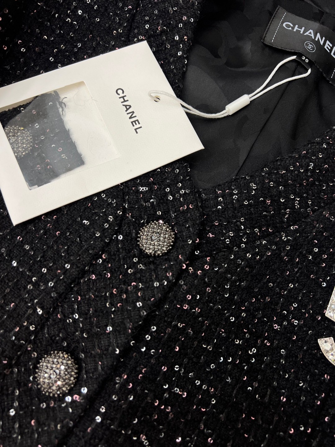 [TOP] CHANEL Tweed Jacket - Black