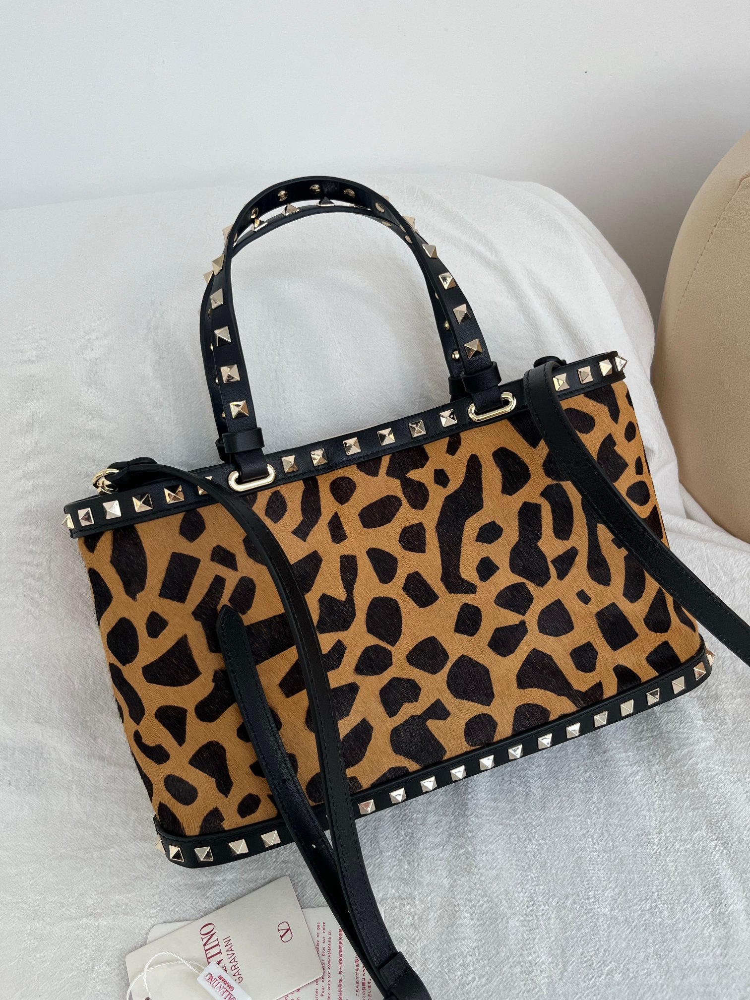 [TOP] VALENTINO Rockstud Leopard Print Tote Bag  32x29x7cm/23x15.5x6cm - Brown