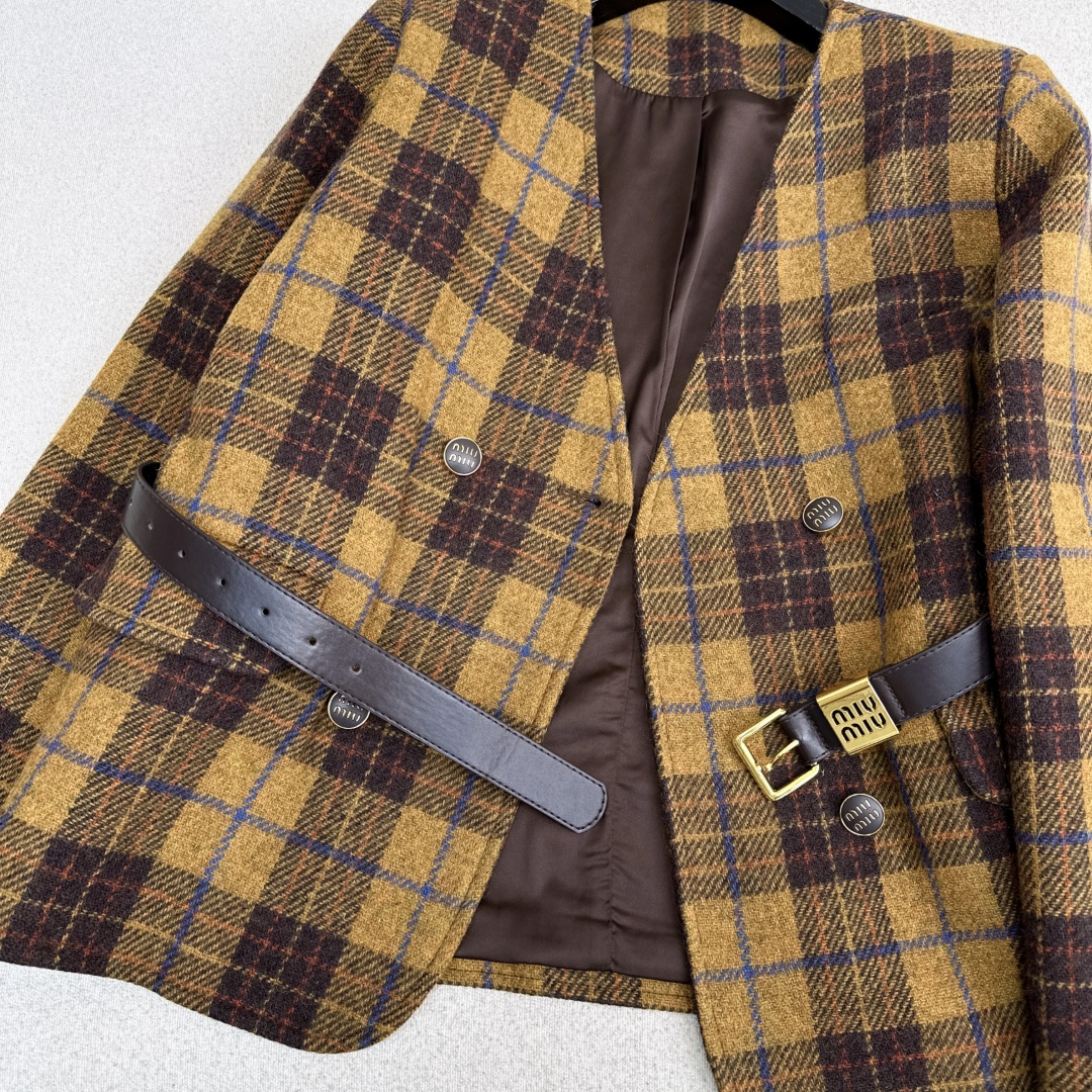 [TOP] Miu Miu Tweed Jacket - Brown