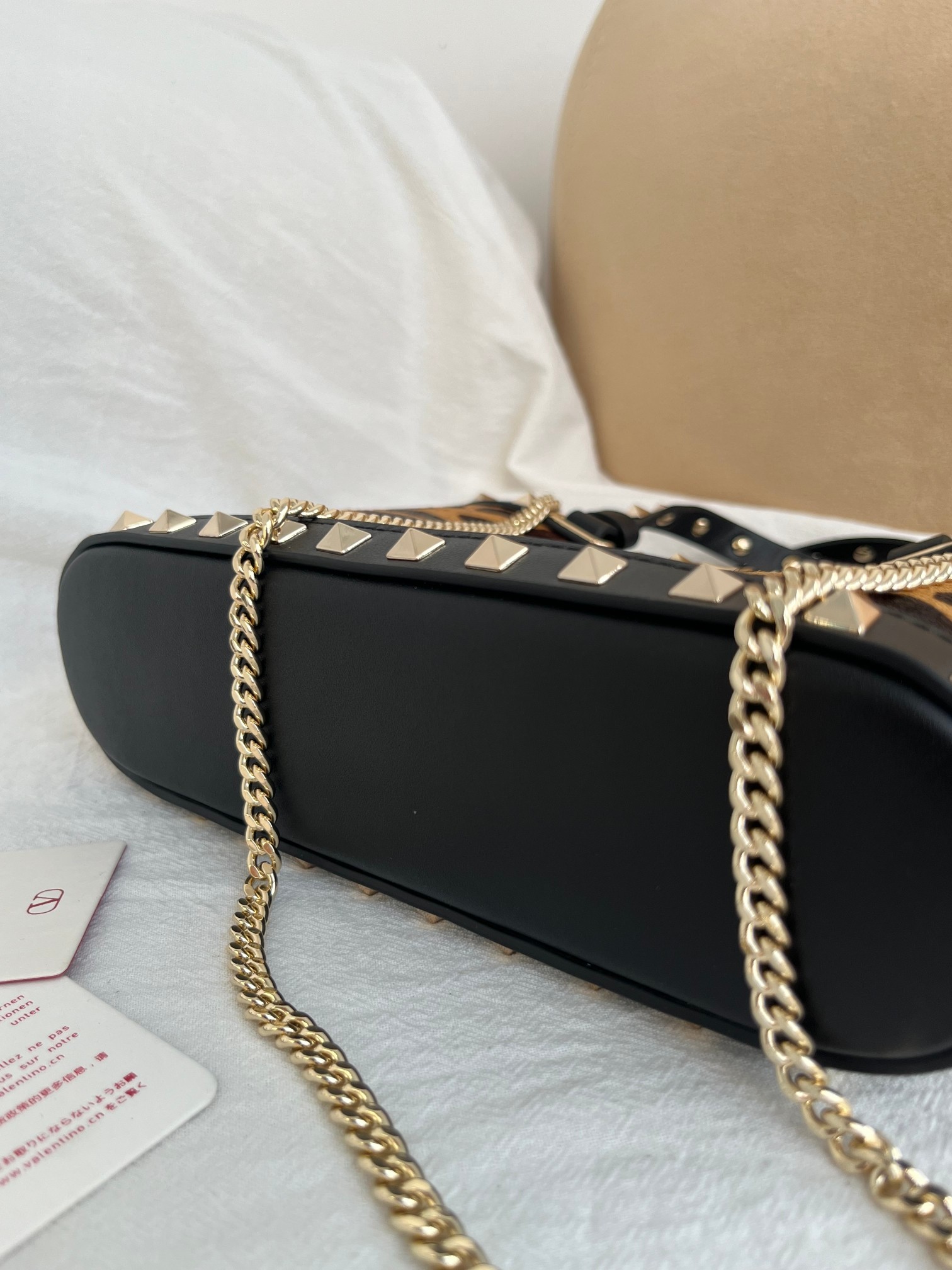 [TOP] VALENTINO Rockstud Leopard Print Tote Bag  32x29x7cm/23x15.5x6cm - Brown