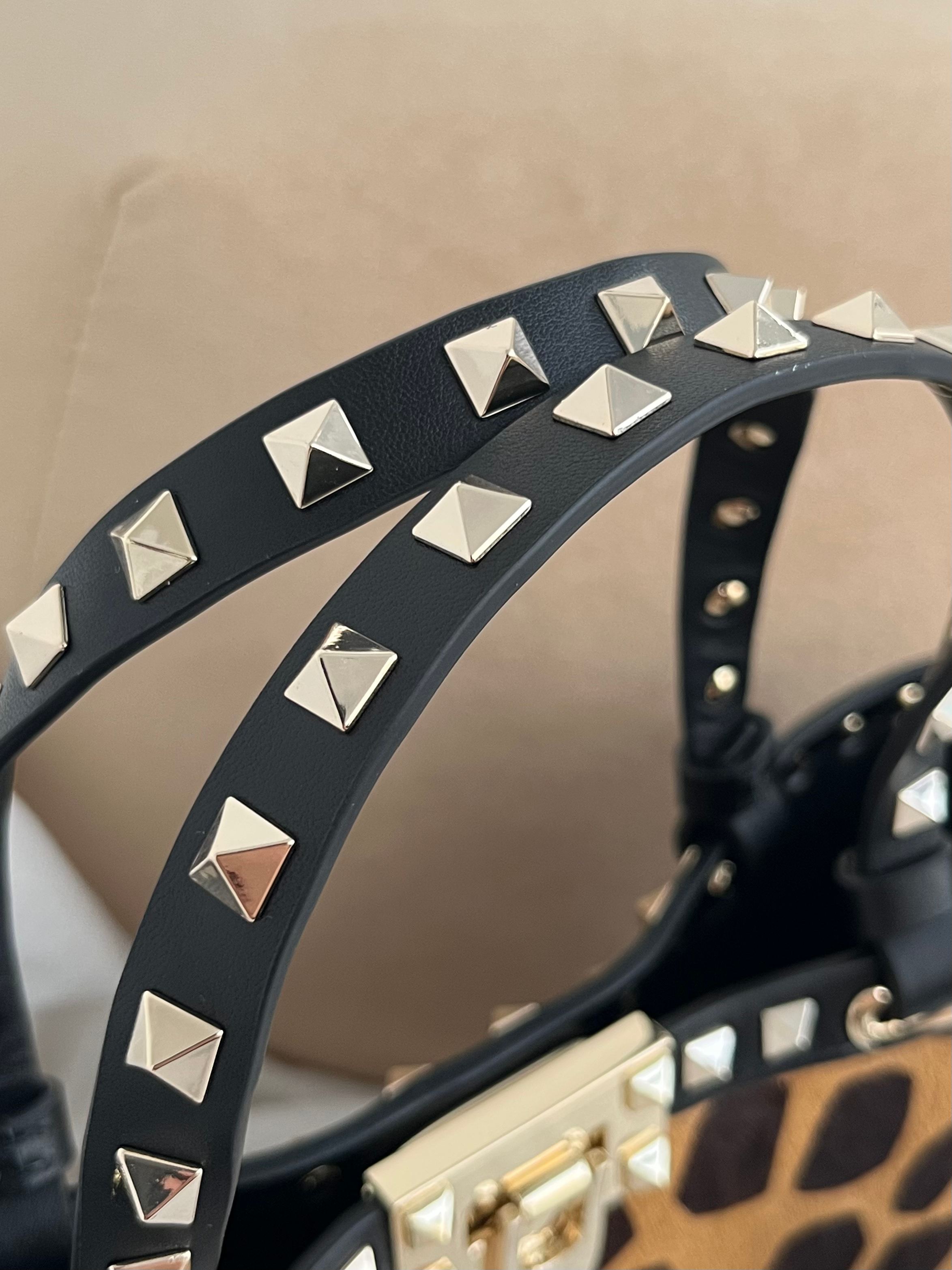 [TOP] VALENTINO Rockstud Leopard Print Tote Bag  32x29x7cm/23x15.5x6cm - Brown