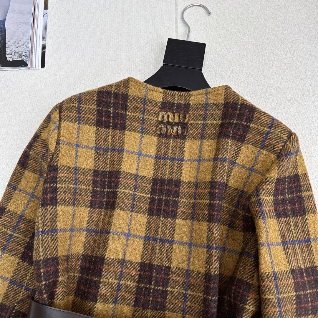 [TOP] Miu Miu Tweed Jacket - Brown