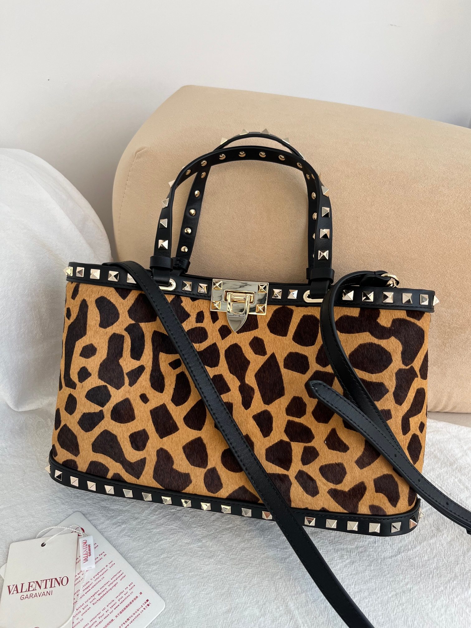 [TOP] VALENTINO Rockstud Leopard Print Tote Bag  32x29x7cm/23x15.5x6cm - Brown