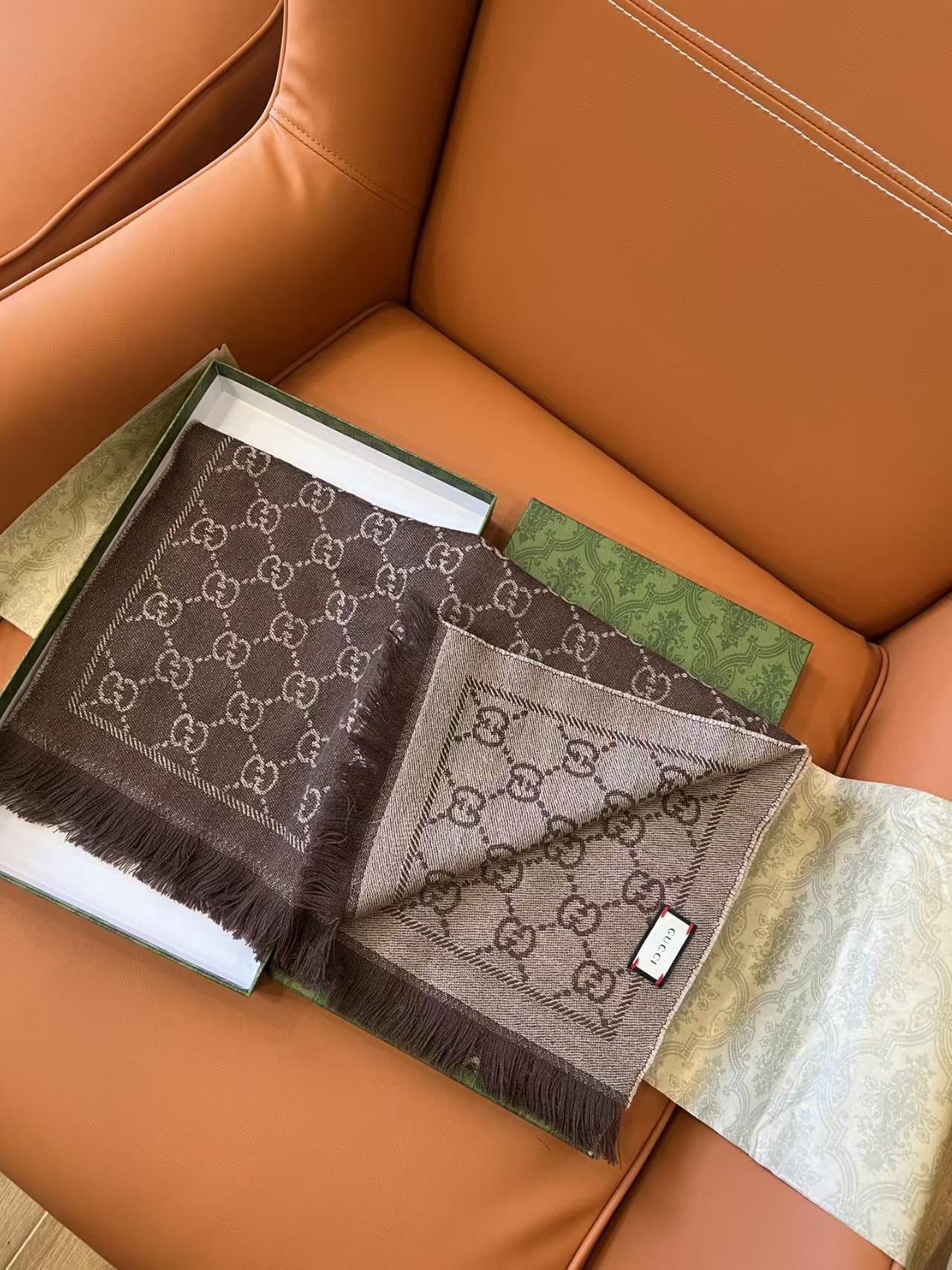 [TOP] GUCCI Cashmere Scarf  - Brown