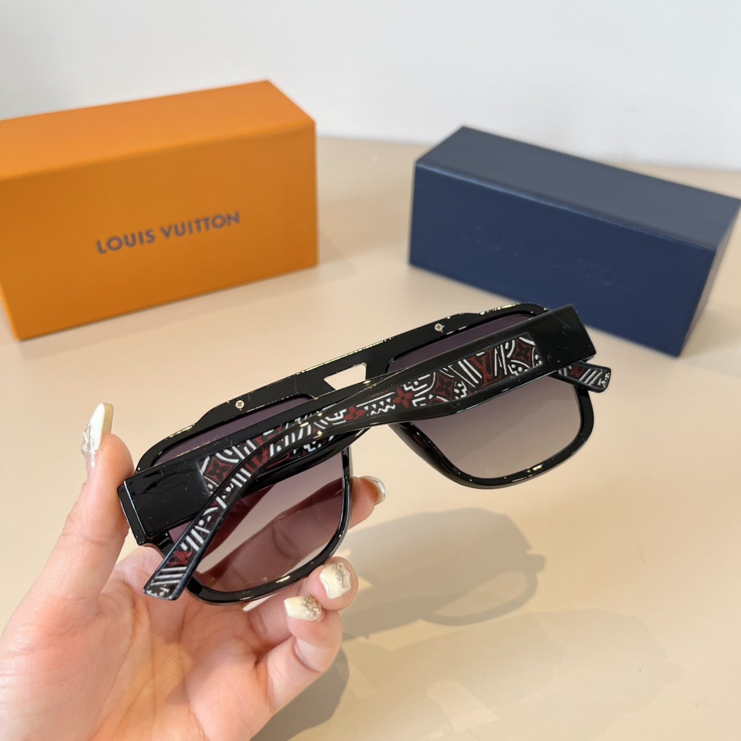[TOP] Louis Vuitton LV Sunglasses - 2 Colors