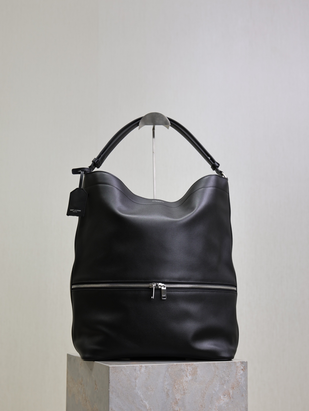 [TOP] Yves Saint Laurent YSL Cowhide Hobo Bag  31×40×17cm -Black