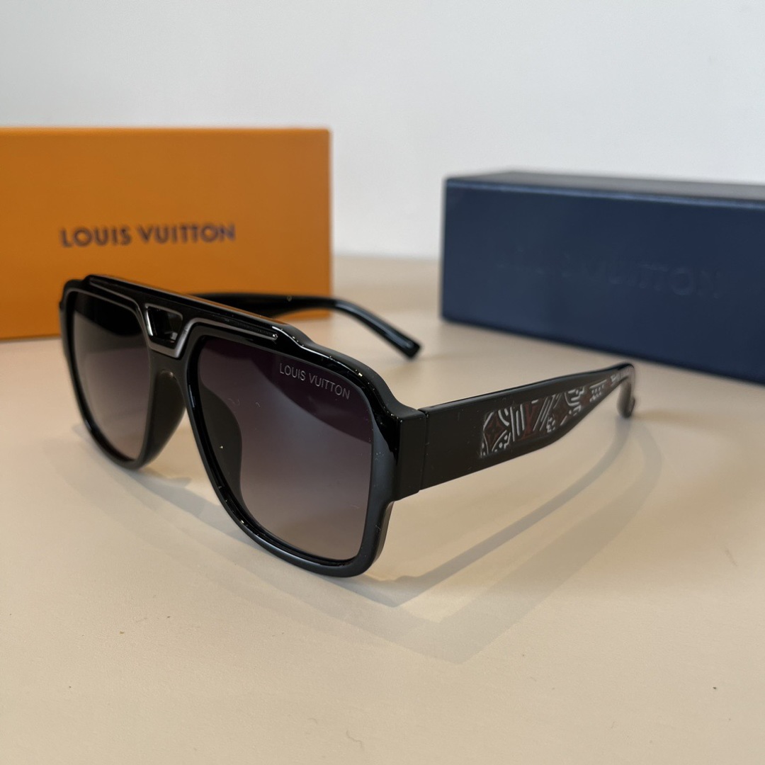 [TOP] Louis Vuitton LV Sunglasses - 2 Colors