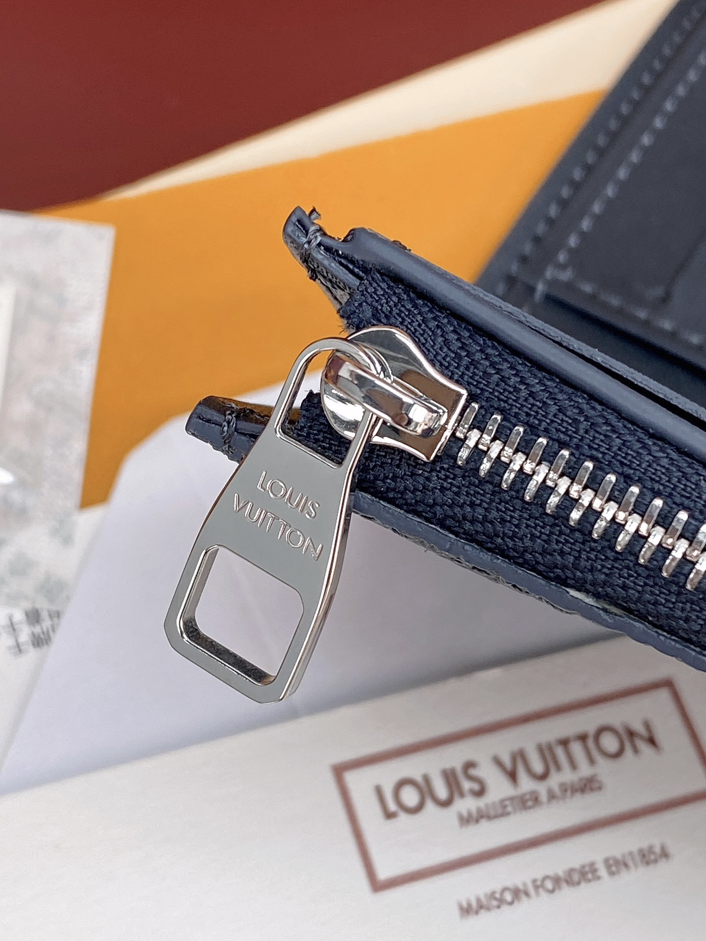 [TOP] Louis Vuitton LV Victor Wallet Cowhide 11.5x9x2.5cm - Navy Blue