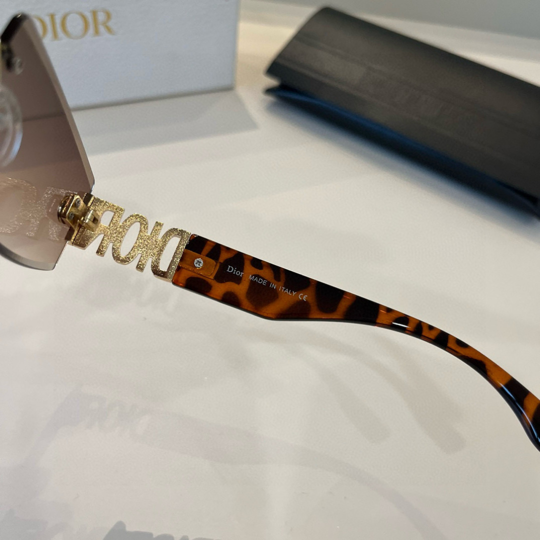 [TOP] Christian Dior Sunglasses - 3 Colors