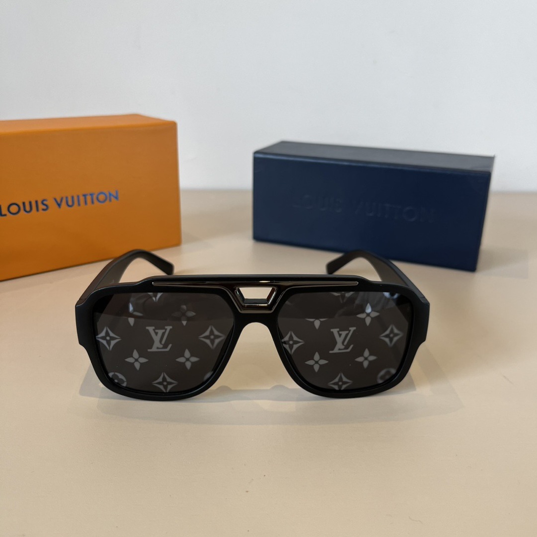 [TOP] Louis Vuitton LV Sunglasses - 2 Colors