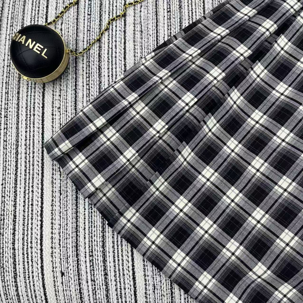 [TOP] LOEWE Jacket + Skirt Set - Black and White