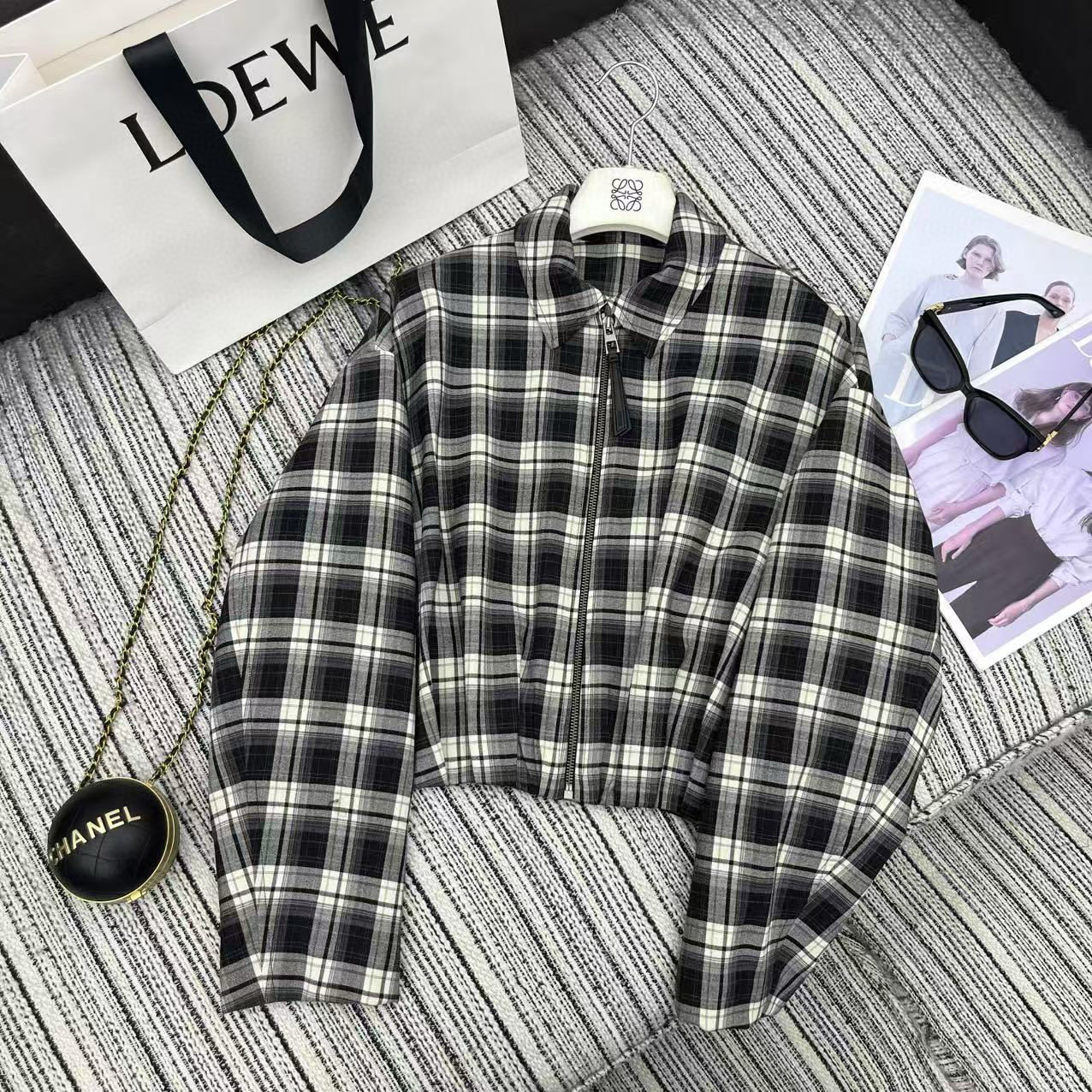 [TOP] LOEWE Jacket + Skirt Set - Black and White