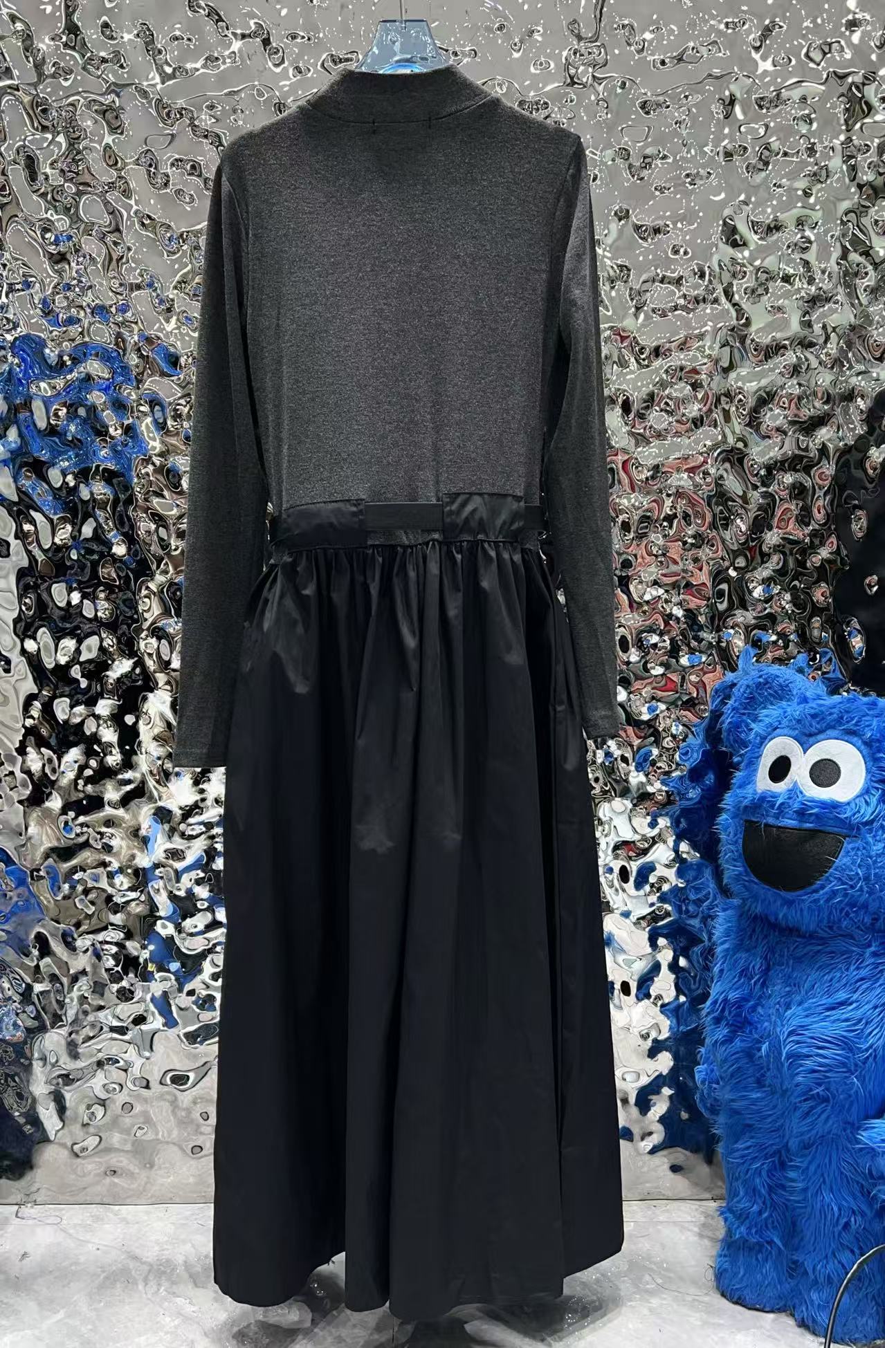 [TOP] PRADA Dress - Black