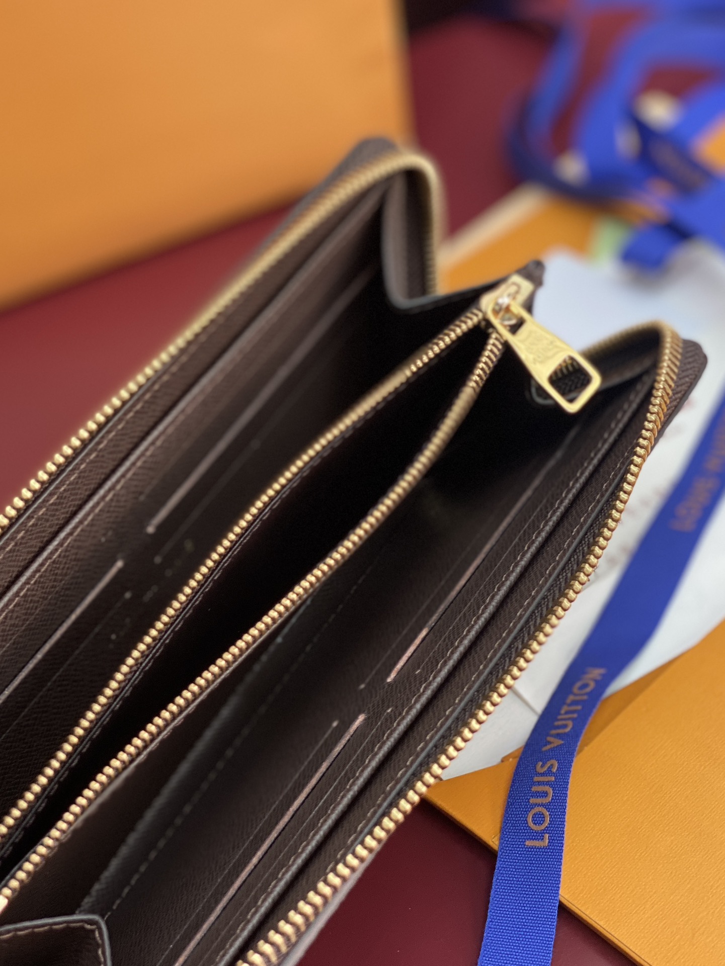 [TOP] Louis Vuitton LV Monogram Landscape Zip Wallet 19.5x10.5x2.5cm - Brown