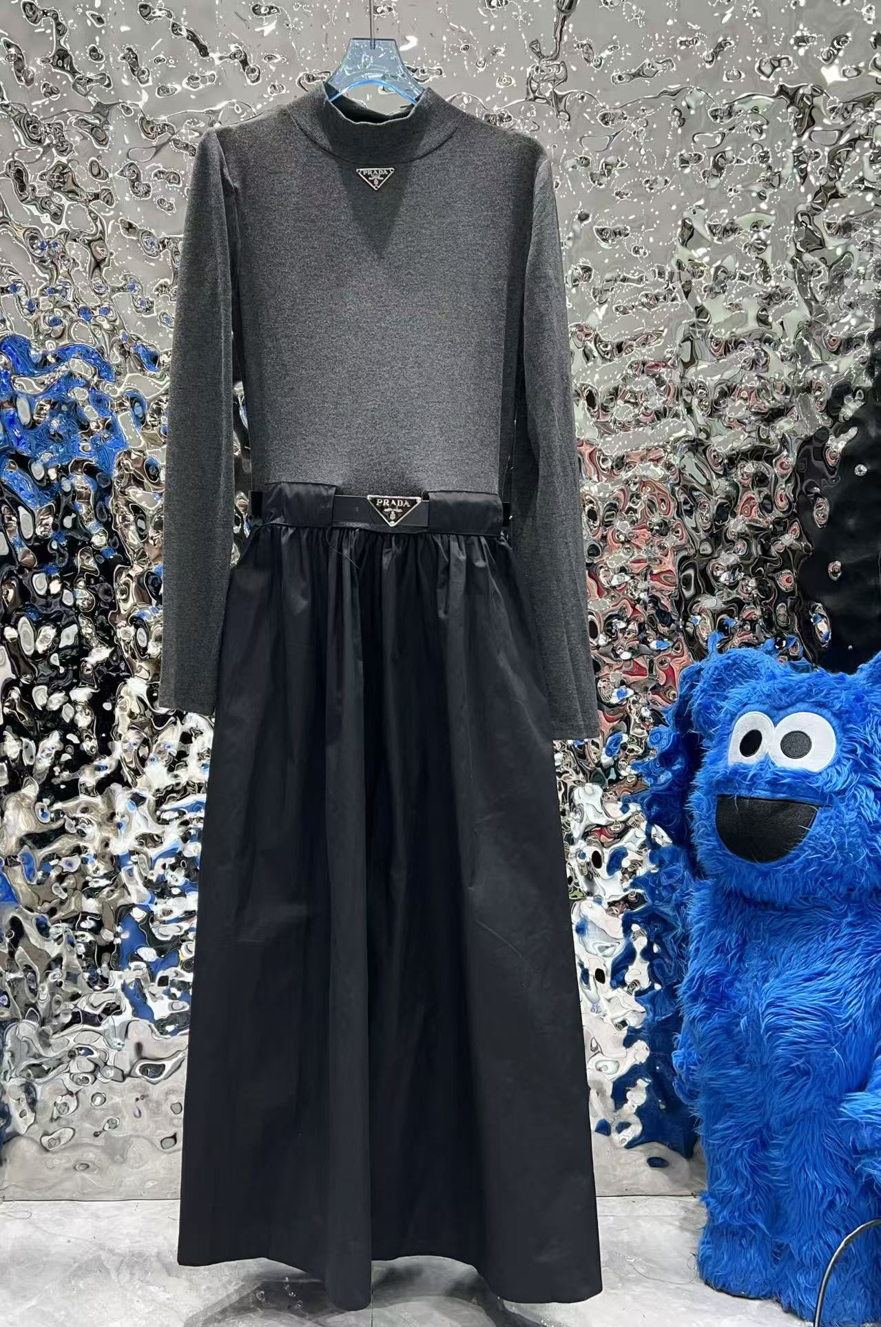 [TOP] PRADA Dress - Black