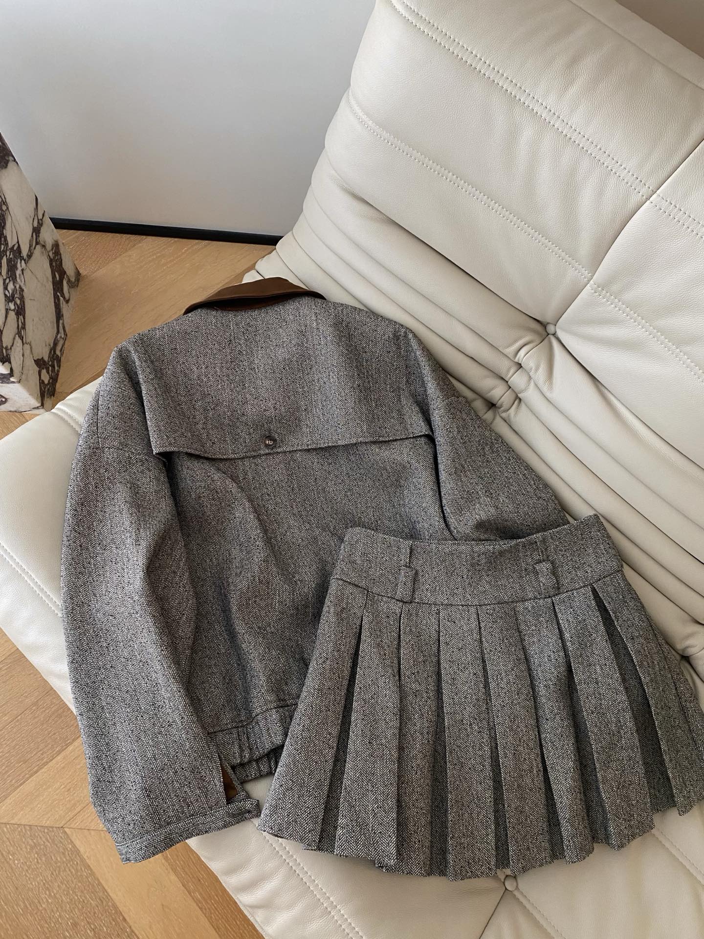 [TOP] Miu Miu Jacket + Skirt Set - Gray