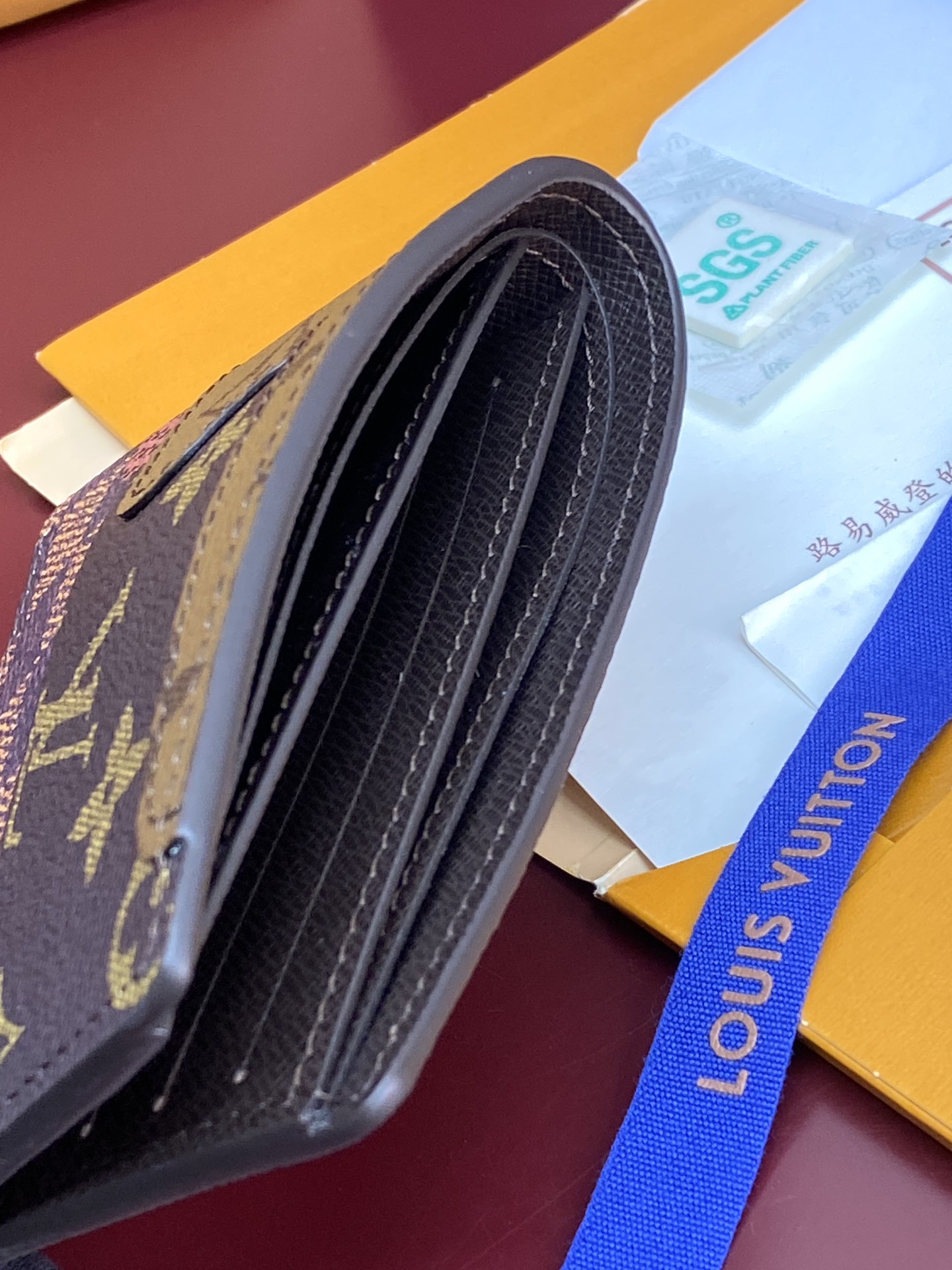 [TOP] Louis Vuitton LV Monogram Landscape Slender Wallet 11x8.5x2cm - Brown