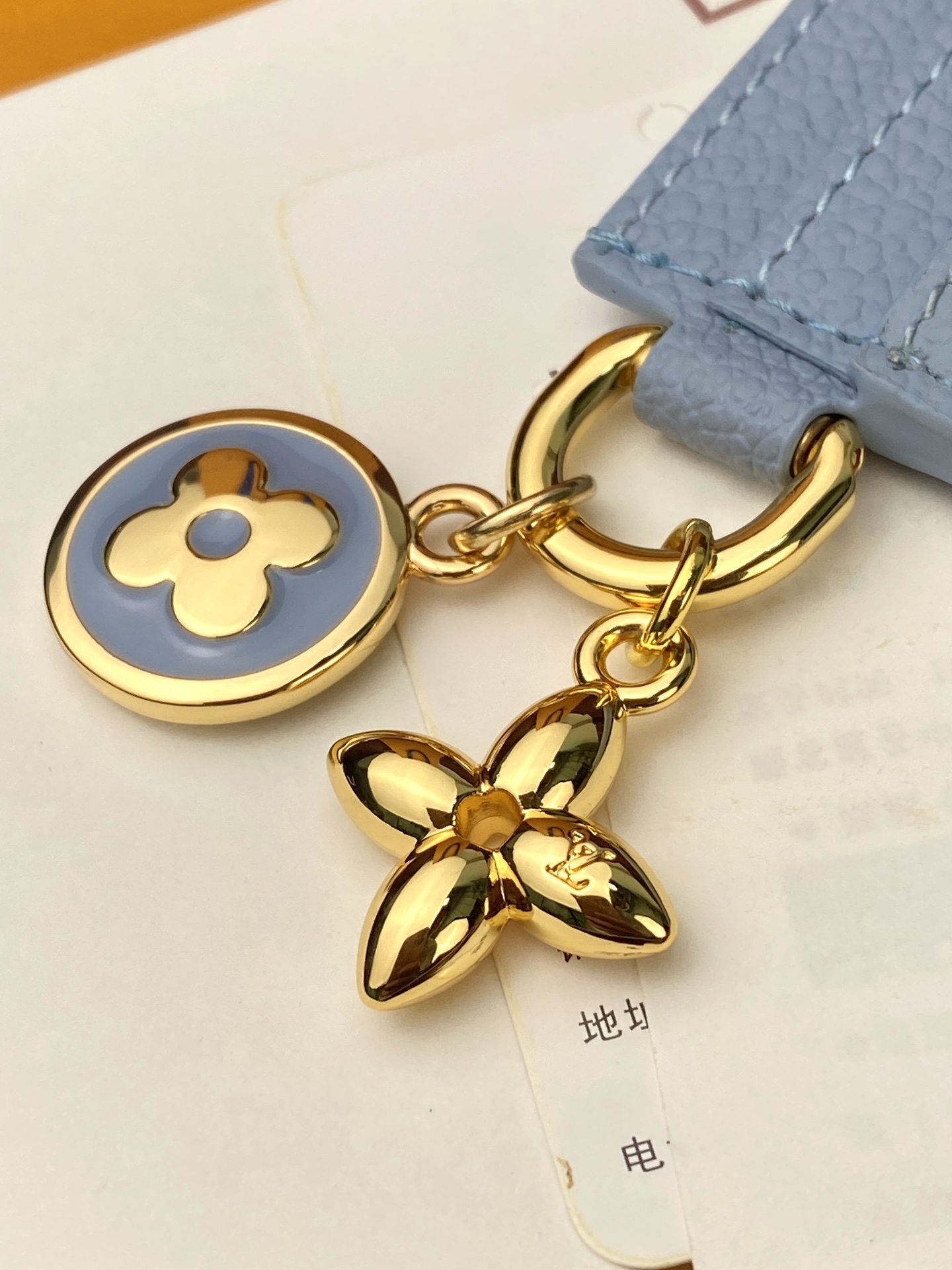 [TOP] Louis Vuitton LV Ski Charms Card Holder 10.2x7.3x0.3cm - Blue