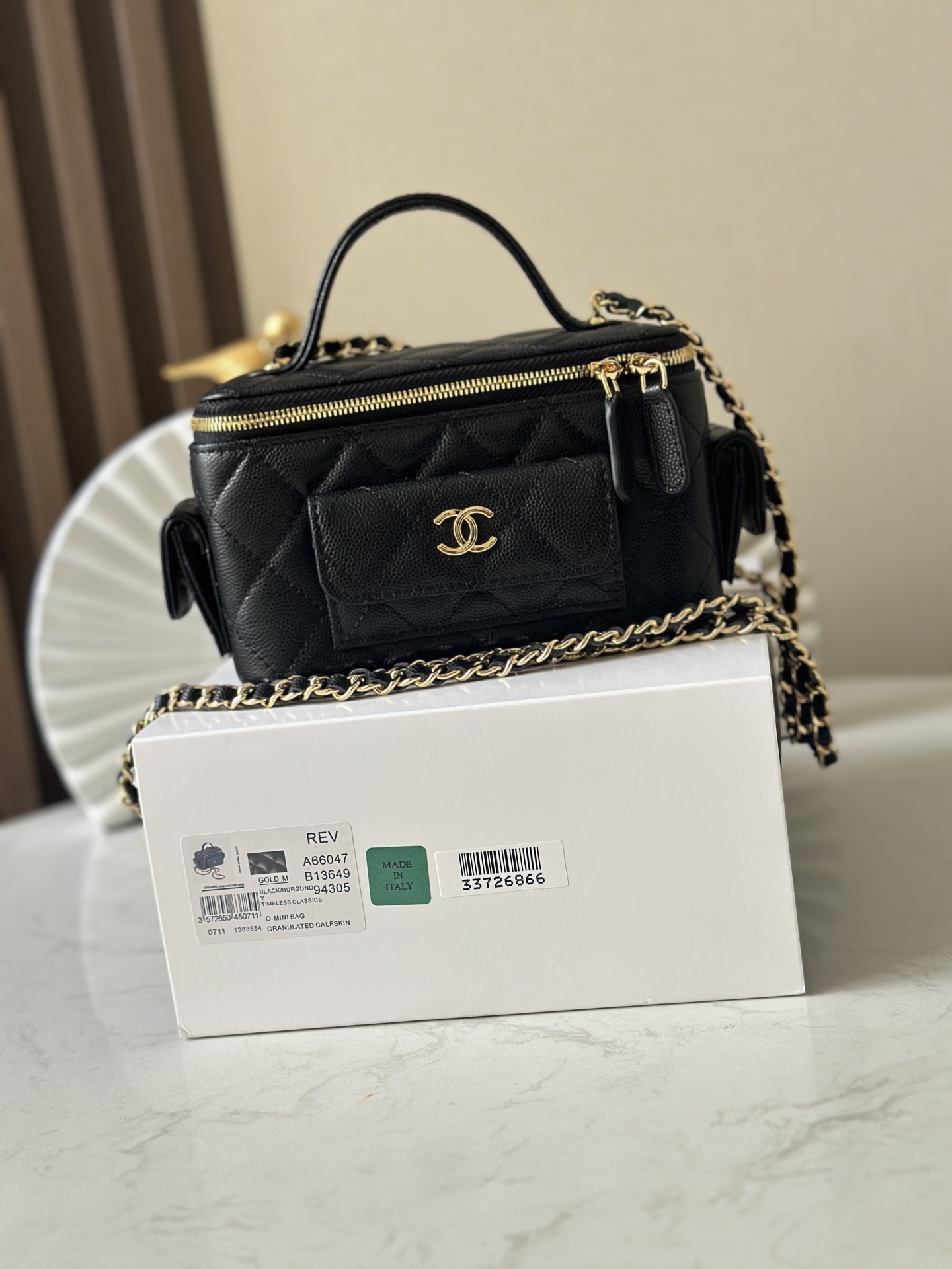 [TOP] CHANEL Vanity Case Bag 17cm - Black