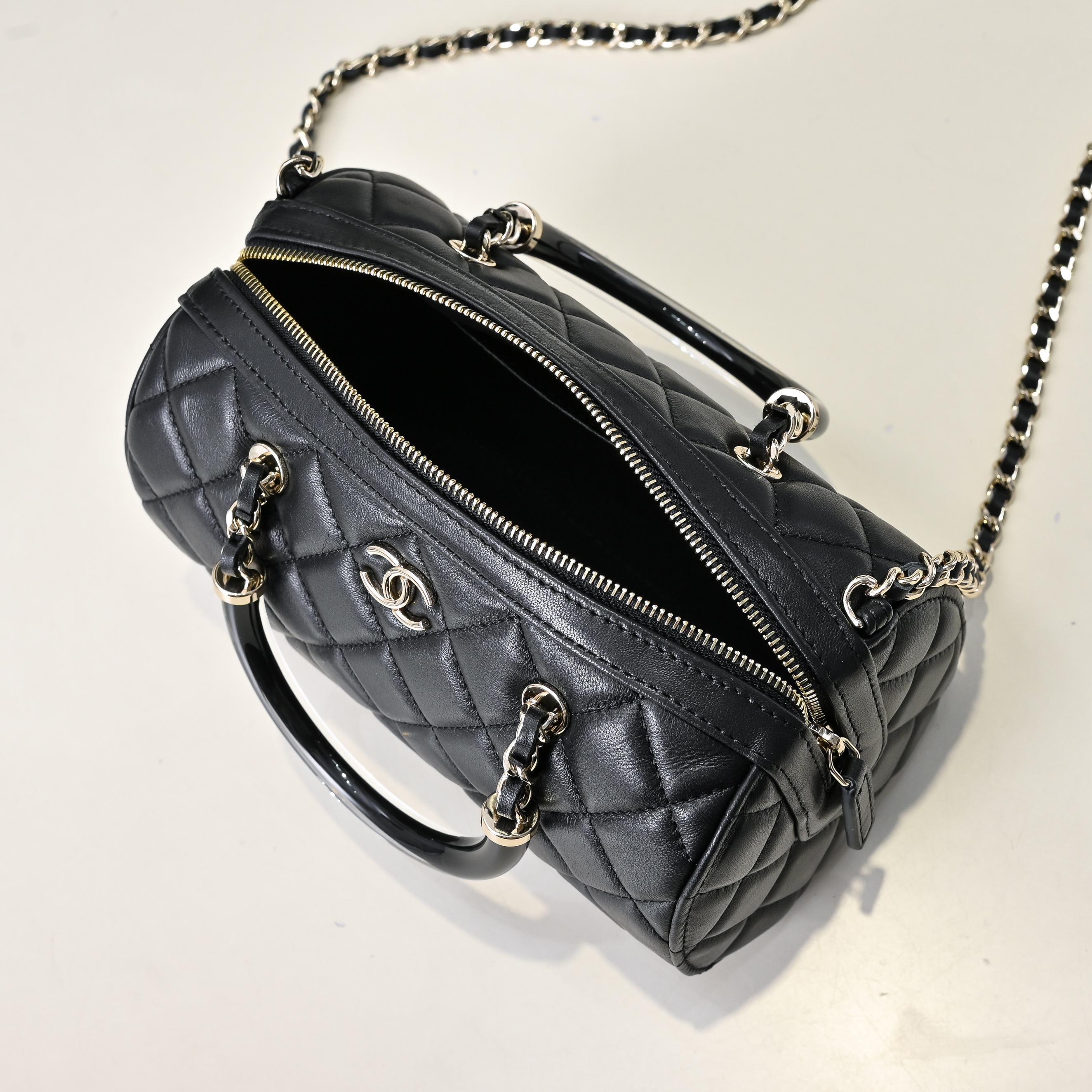 [TOP] CHANEL Boston Bag 18.5x11.5x11cm - Black