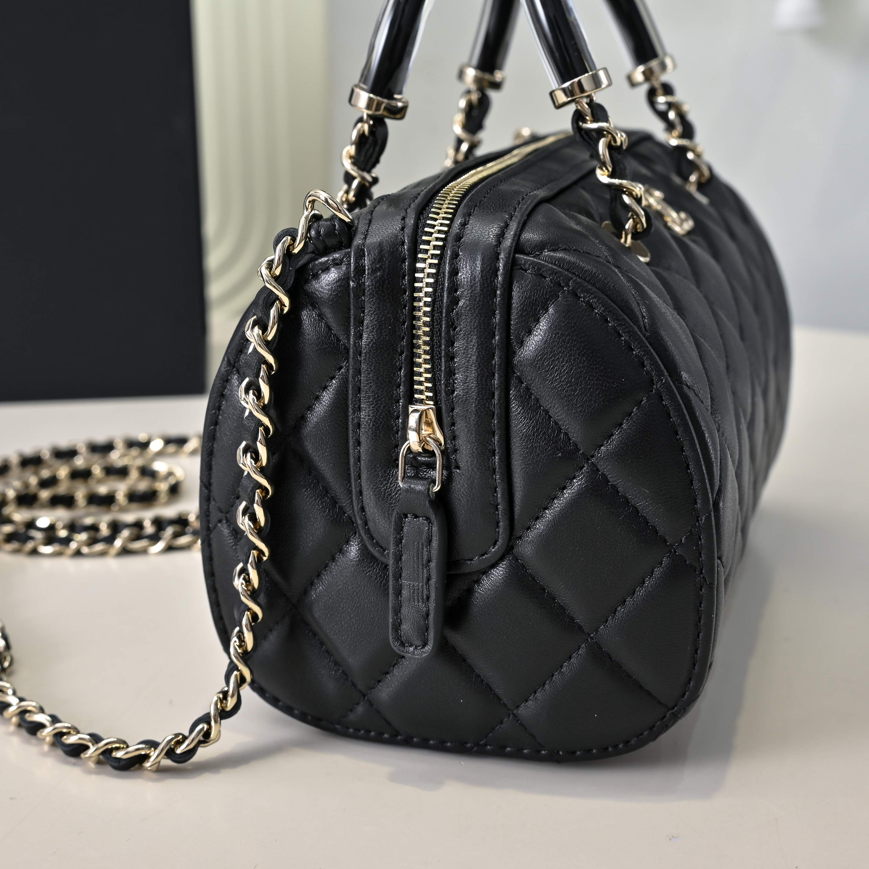 [TOP] CHANEL Boston Bag 18.5x11.5x11cm - Black