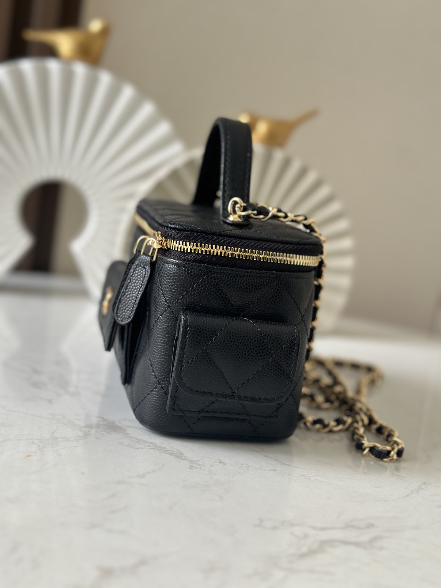 [TOP] CHANEL Vanity Case Bag 17cm - Black