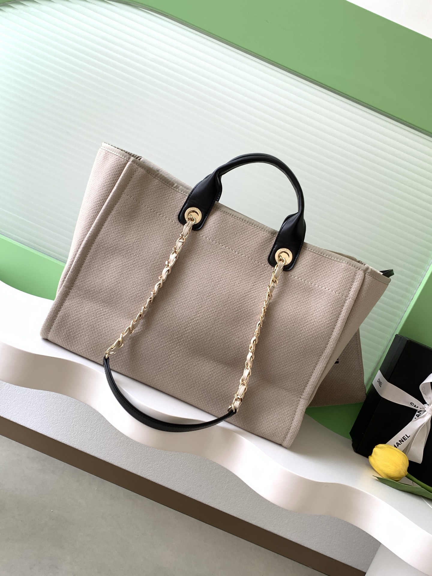 [TOP] CHANEL Beach Bag 38cm -  Beige