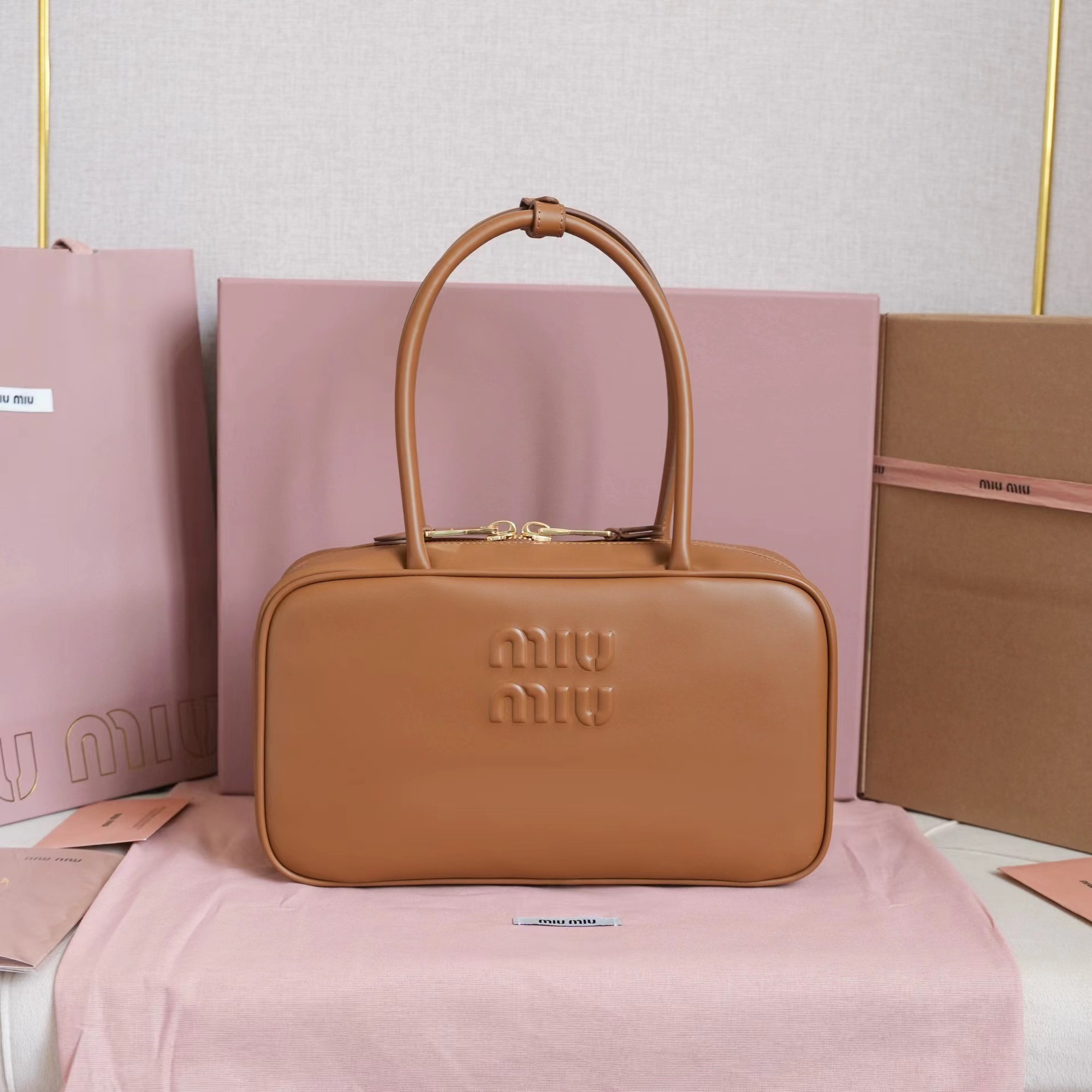 [TOP] Miu Miu Bag Cowhide 29*17*9cm - Brown