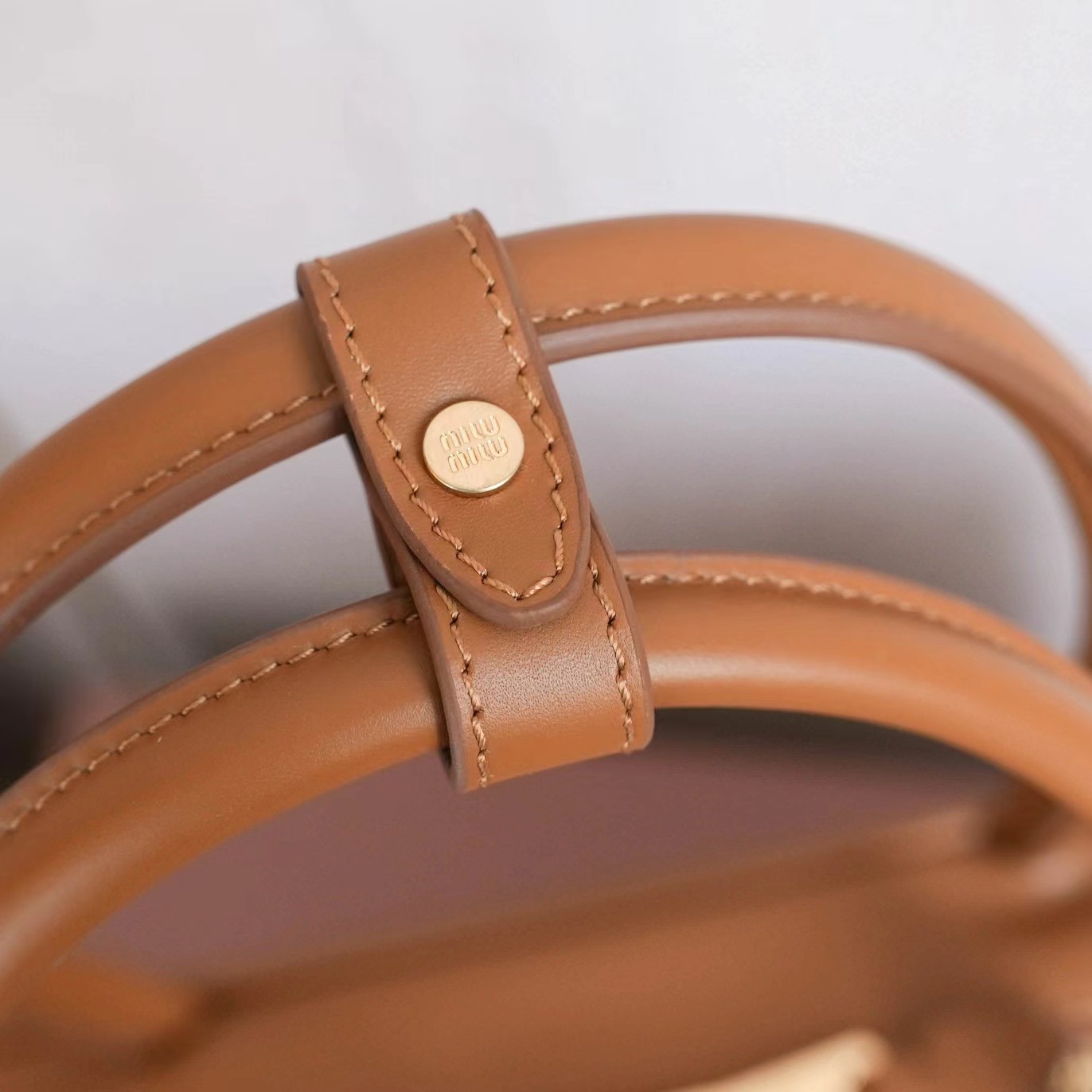 [TOP] Miu Miu Bag Cowhide 29*17*9cm - Brown