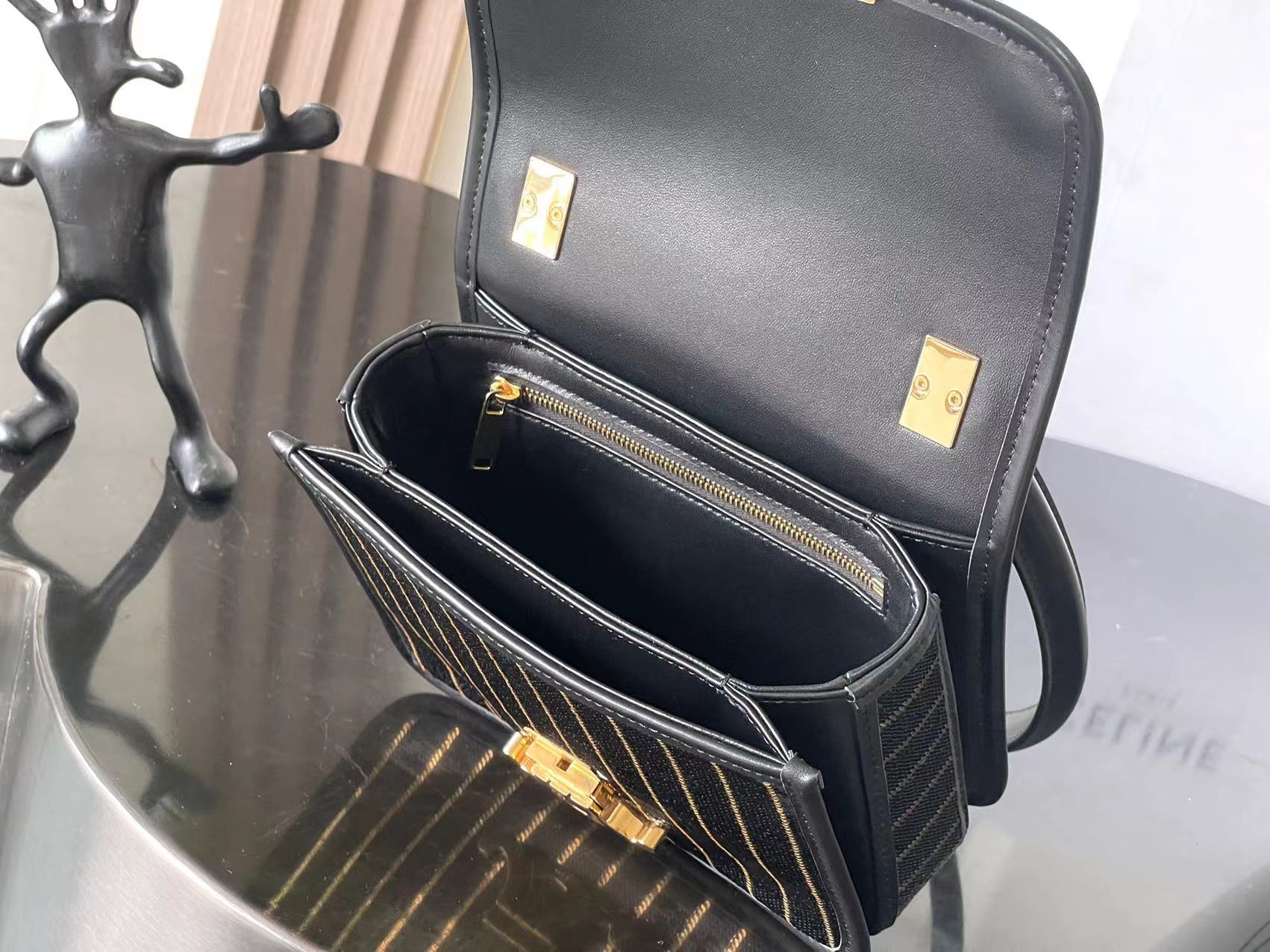 [TOP] CELINE Sequins Bag 18.5x13x6cm - Black