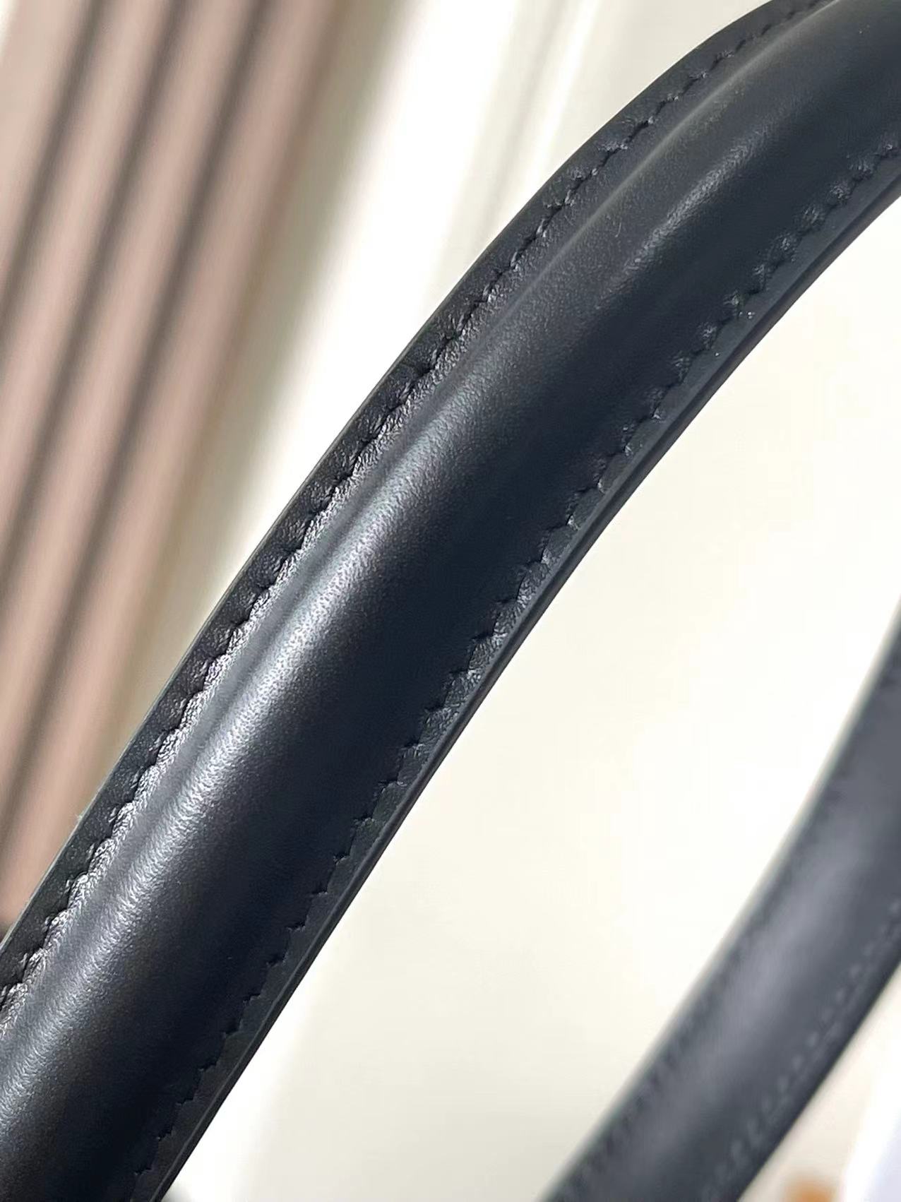 [TOP] CELINE Sequins Bag 18.5x13x6cm - Black