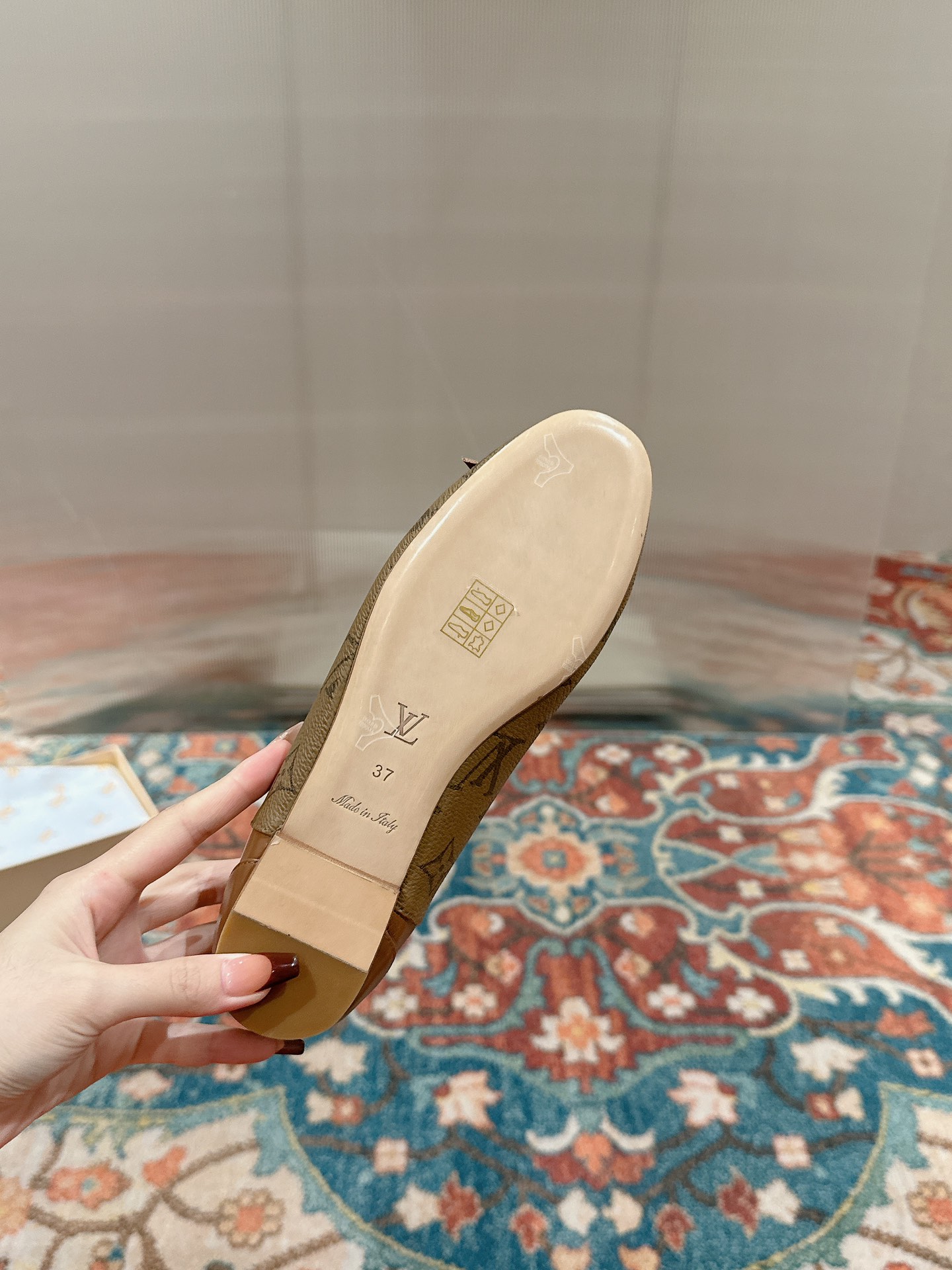 [TOP] Louis Vuitton LV Urban Twist Flats - 6 Colours